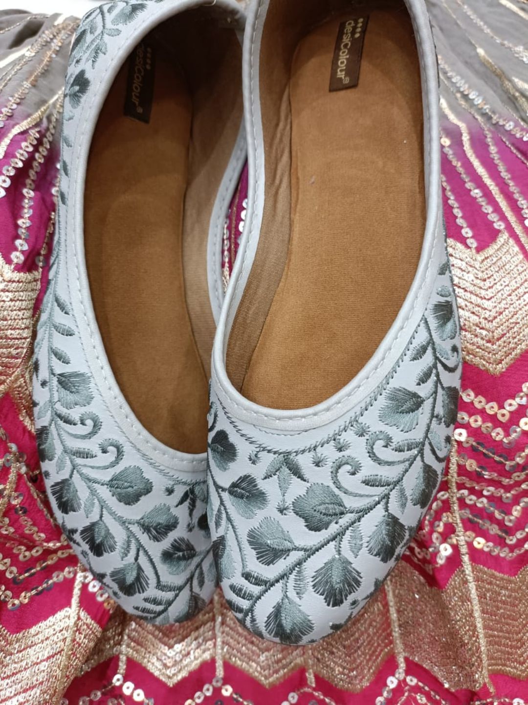 Desi Colour Women Indian Ethnic Footwear-Grey Heavy Work-LR