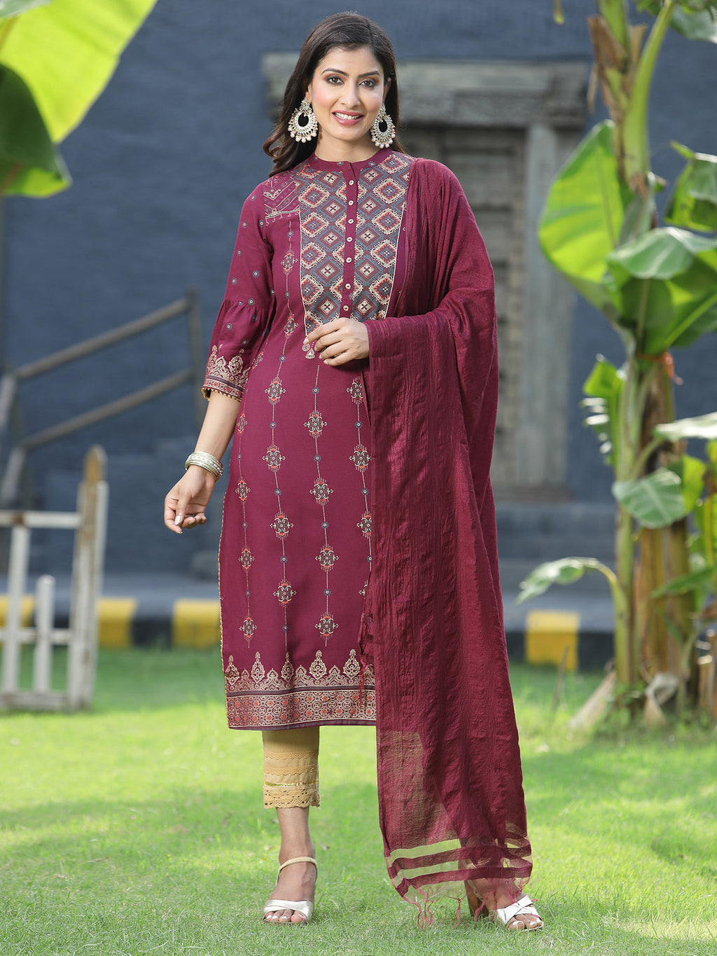 Juniper Womens Wine Rayon Foil Printed Kurta With Dupatta Set