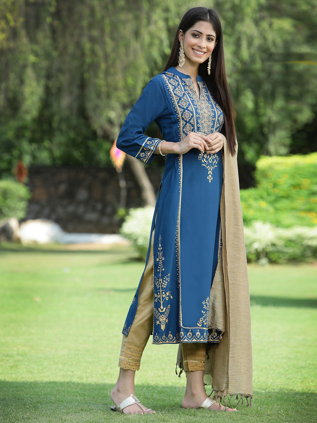 Juniper Womens Teal Rayon Foil Printed Kurta With Dupatta Set