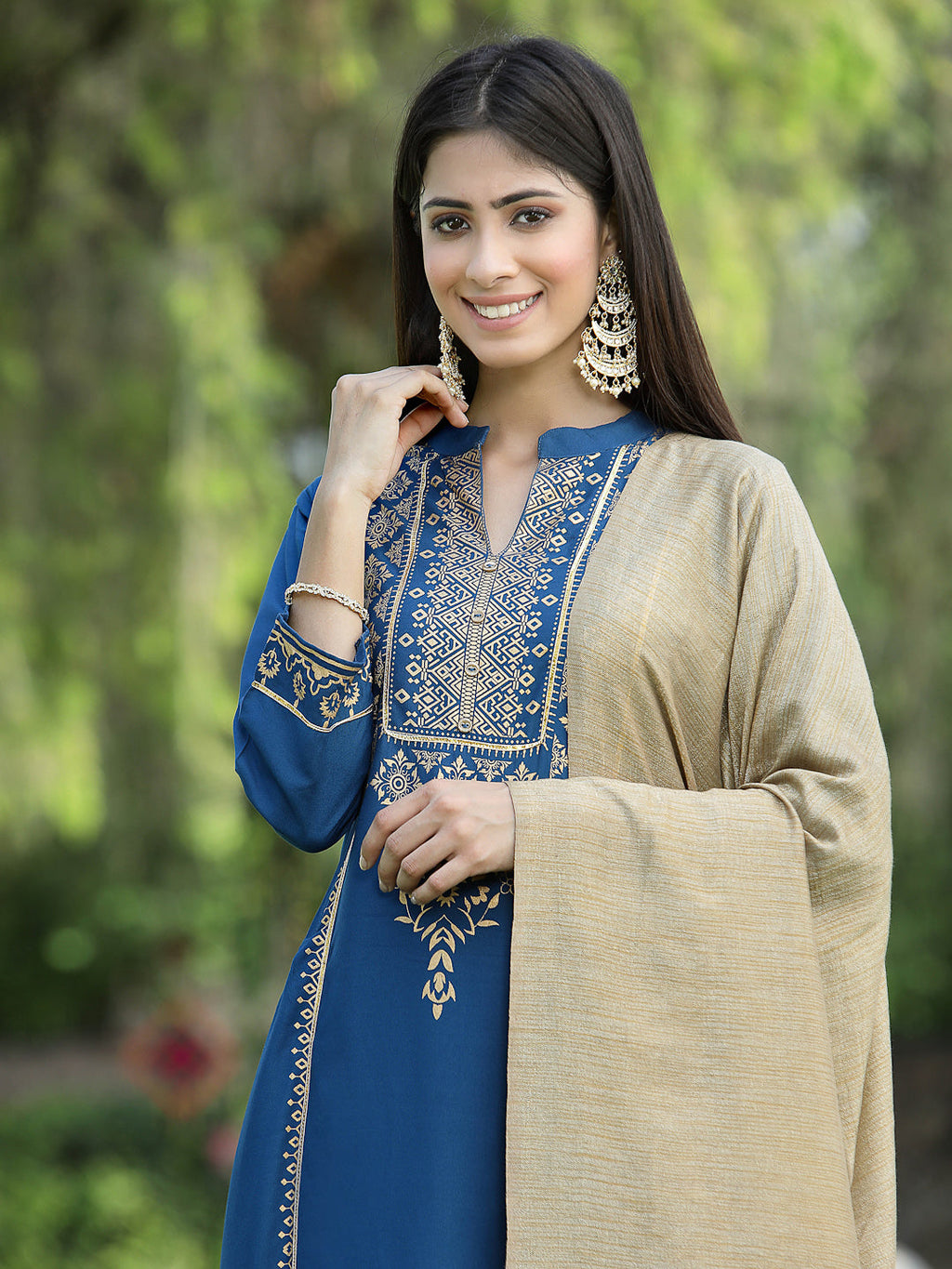 Juniper Womens Teal Rayon Foil Printed Kurta With Dupatta Set