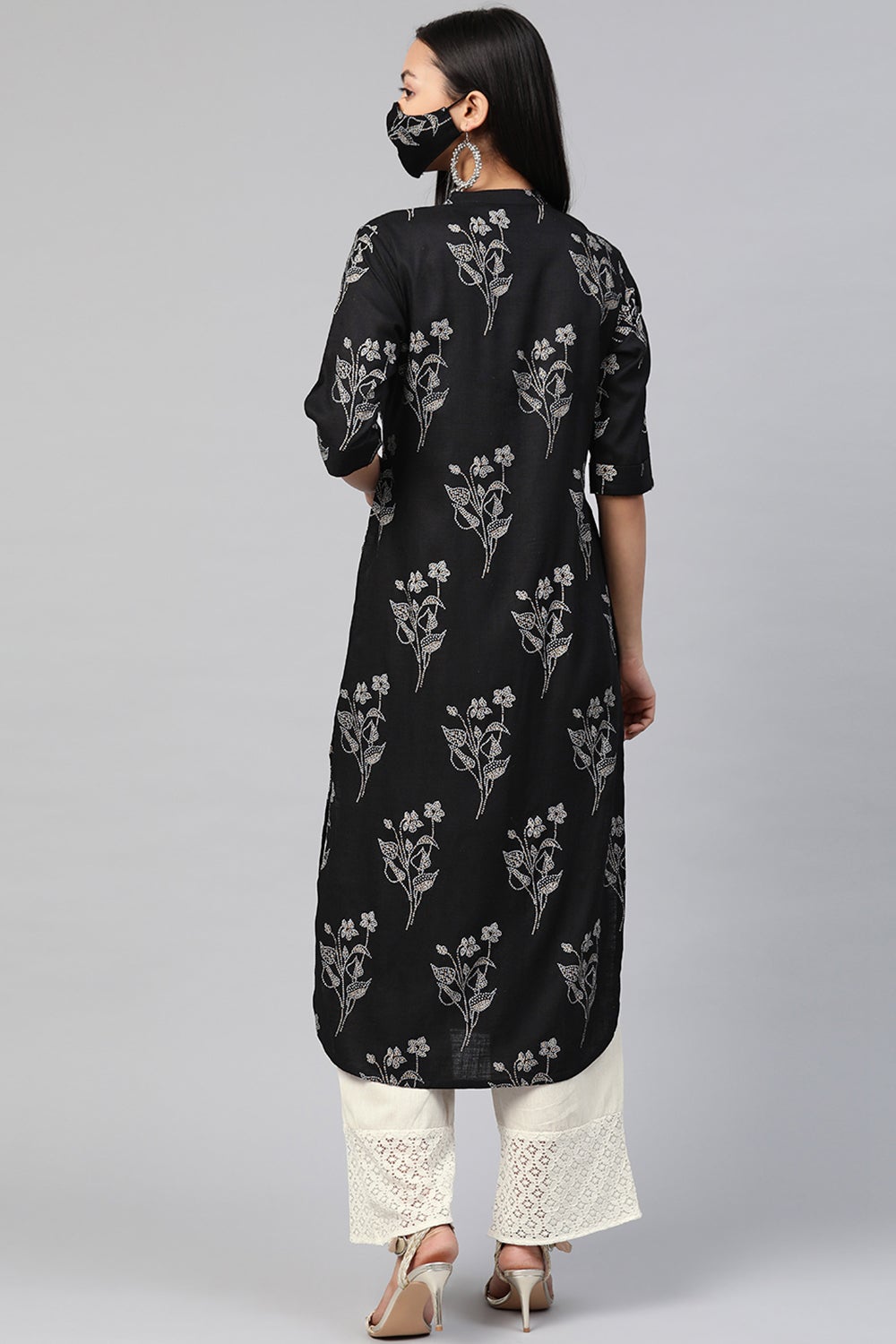 Juniper Women's Black Rayon Slub Bandhani Straight Kurta