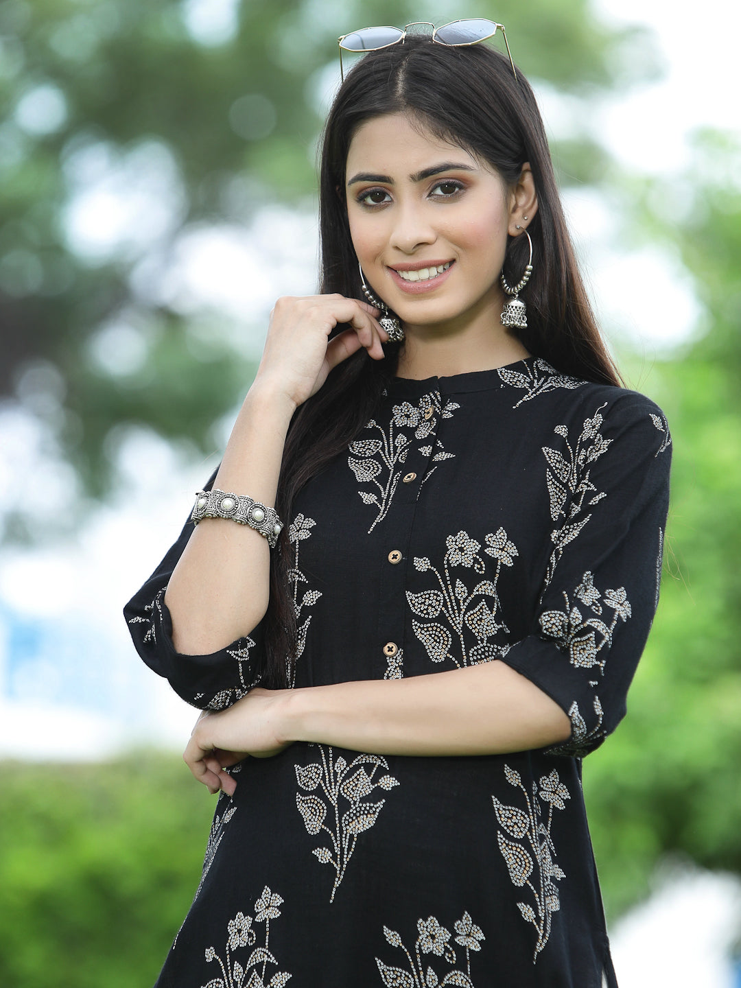 Juniper Womens Black Rayon Slub Printed Straight Kurta