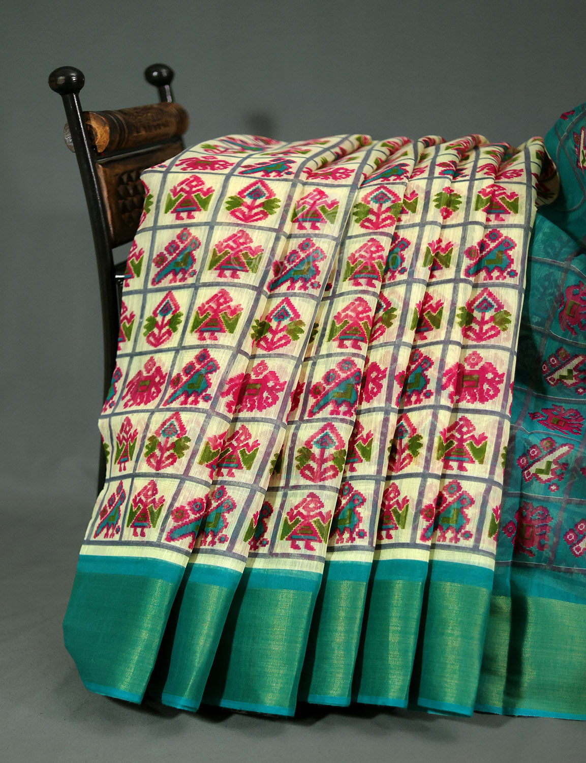 Shades of Cream And Ramagreen Blouse Patola Print Semi Chanderi Saree By Gayathri Reddy Designer Studio