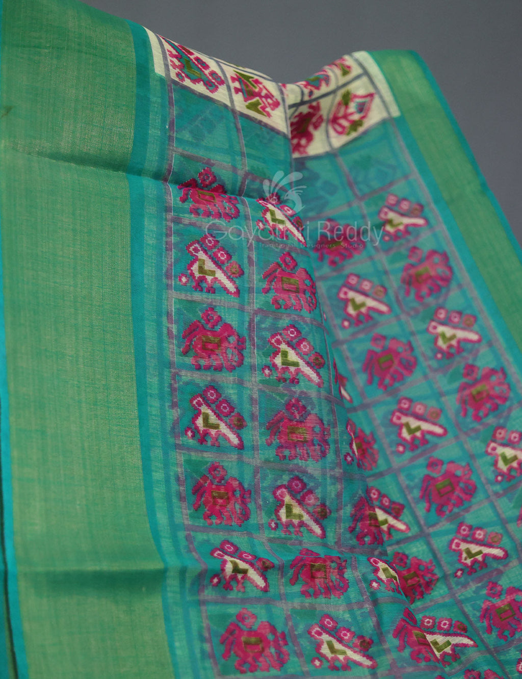 Shades of Cream And Ramagreen Blouse Patola Print Semi Chanderi Saree By Gayathri Reddy Designer Studio