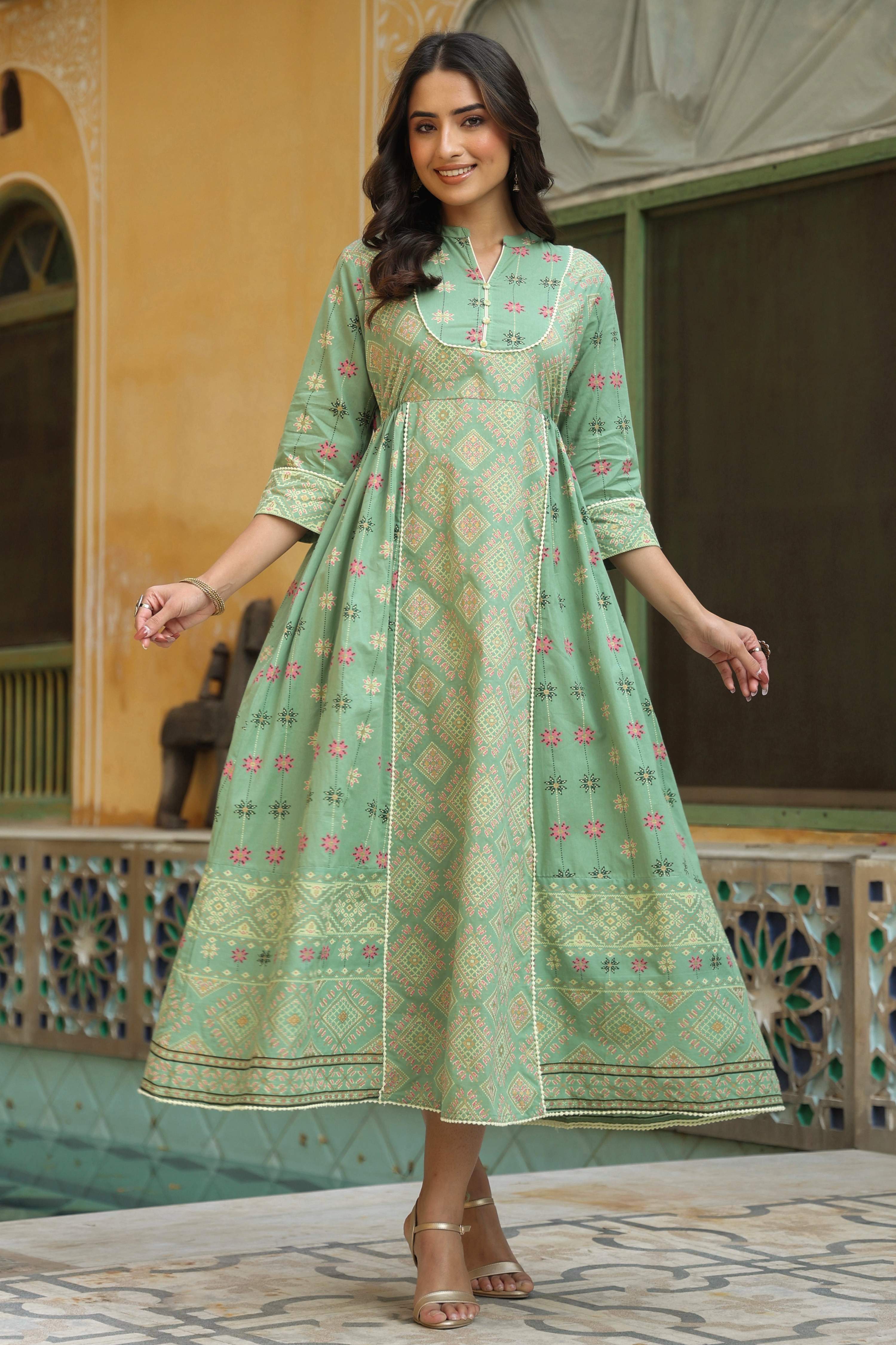 Juniper Women Pistagreen Cambric Printed Flared Dress