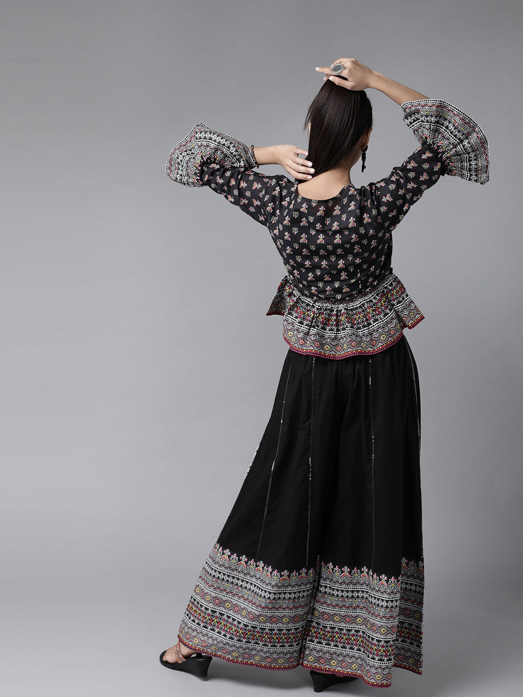 Juniper Womens Black Color Floral Printed Cambric Clothing Set