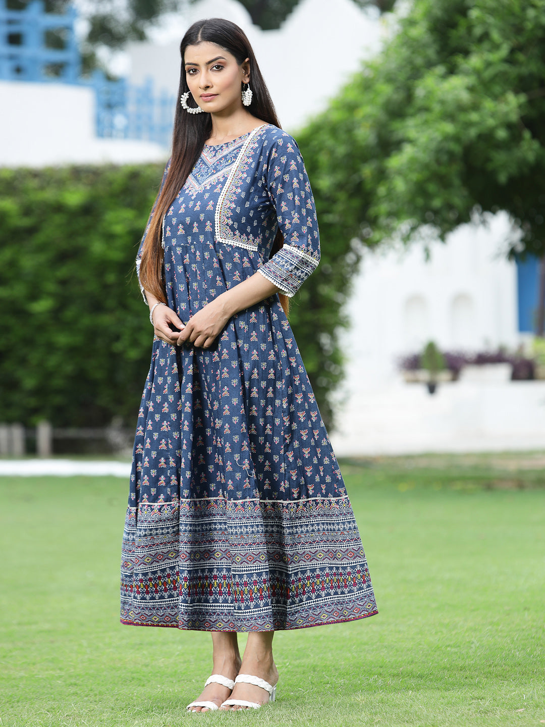 Juniper Womens Indigo Cambric Printed Maxi Dress
