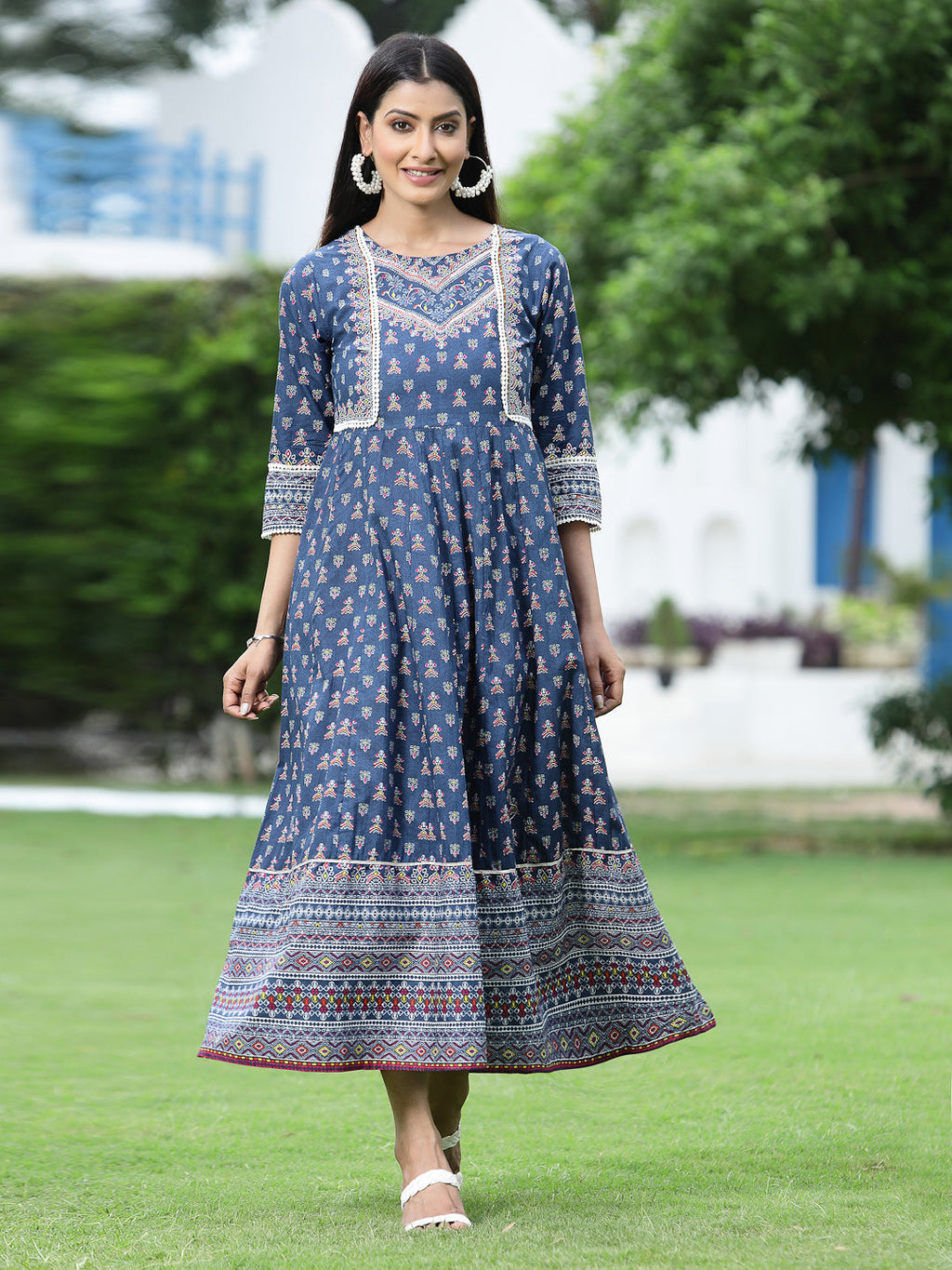 Juniper Womens Indigo Cambric Printed Maxi Dress