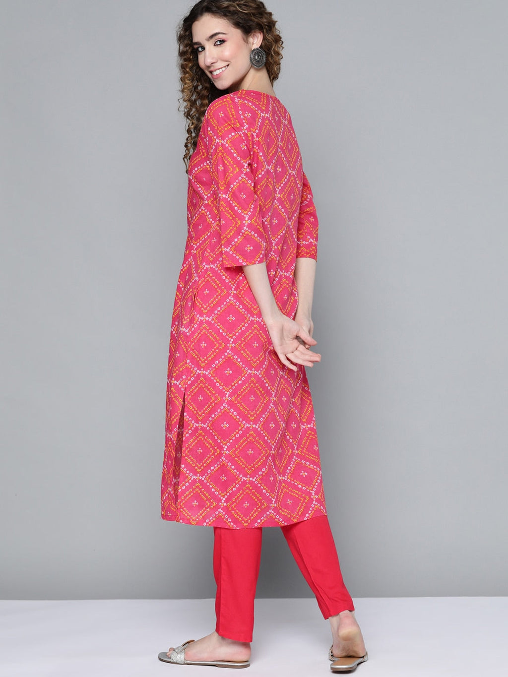 HERE&NOW Women Pink & White Bandhani Printed Kurta