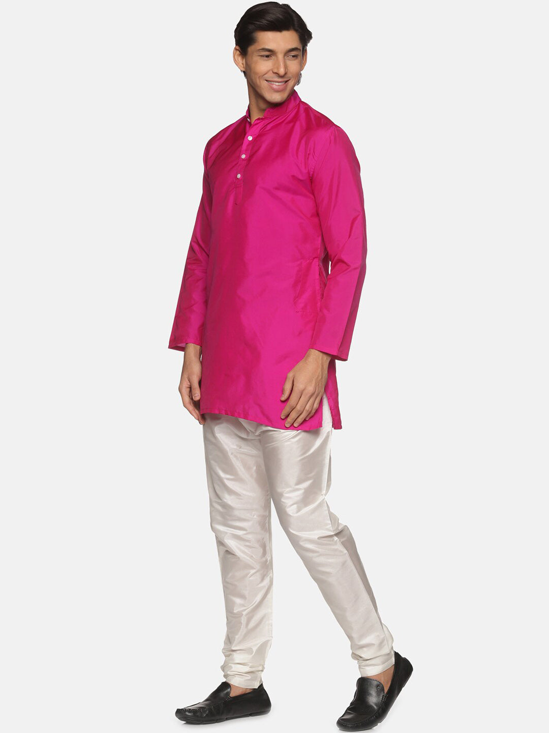 Sethukrishna Men Pink Solid Kurta with Pyjamas