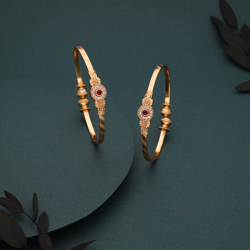 Tehzeeb Creations Brass Gold-Polished Bangle Set