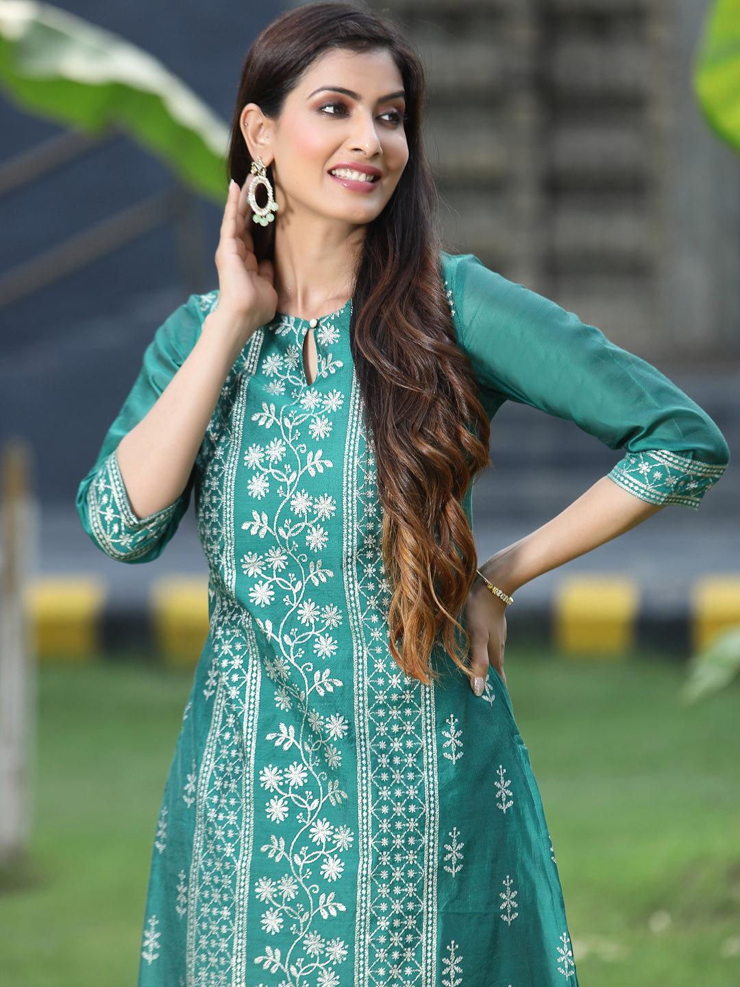 Juniper Womens Ramagreen Modal Chanderi Foil Printed Straight Kurta