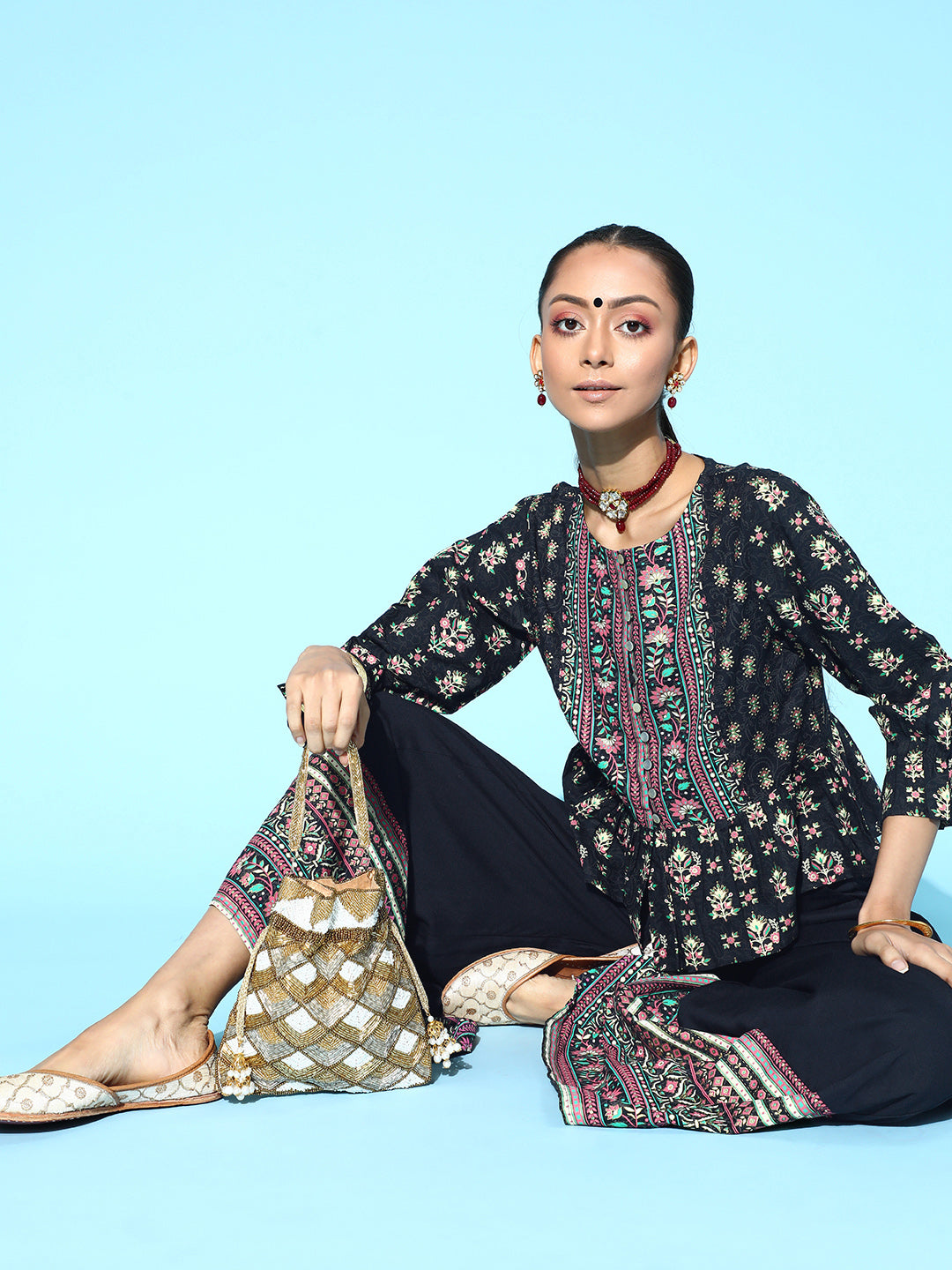 Juniper Womens Black Floral Printed Rayon Clothing Set
