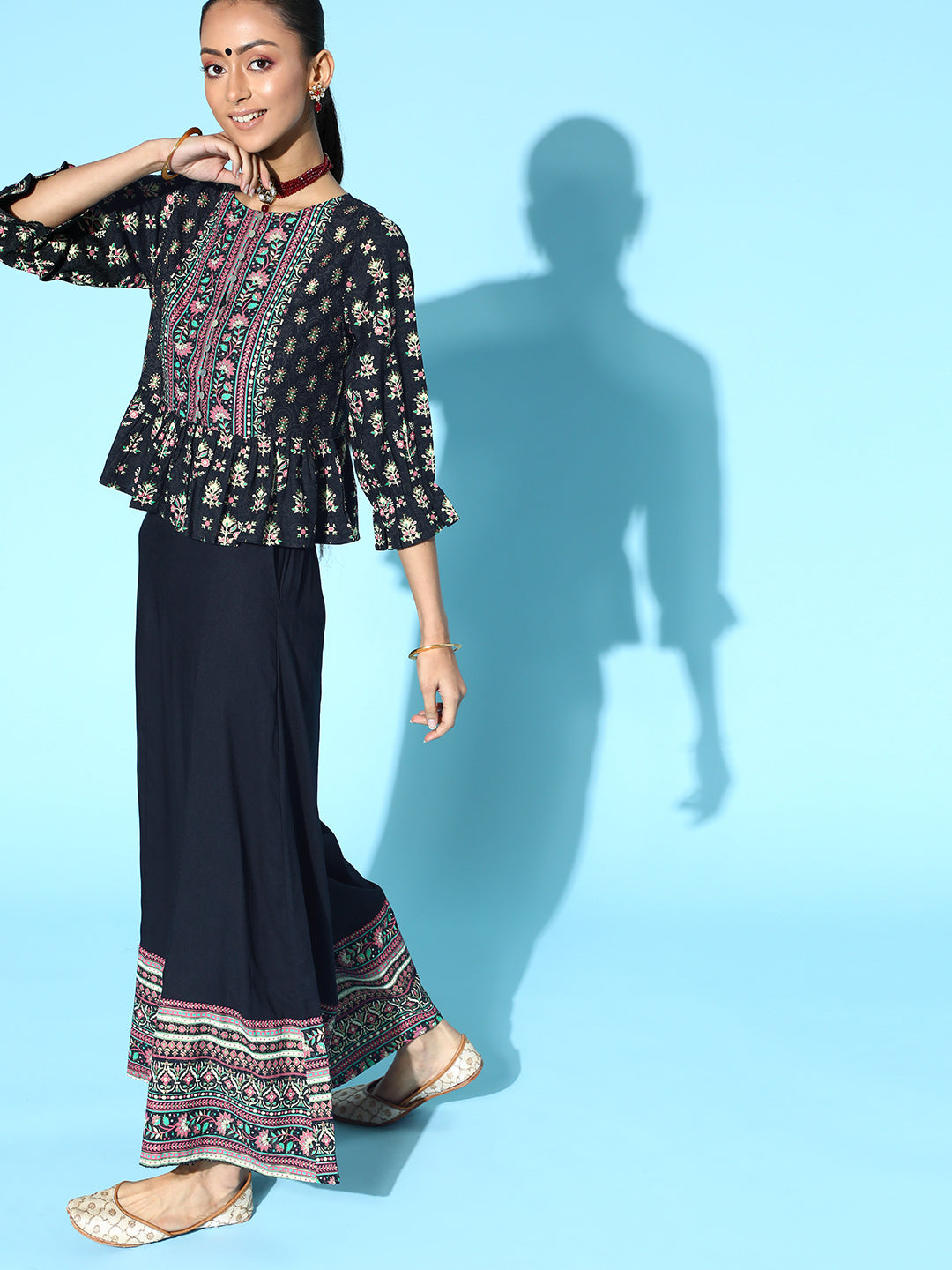 Juniper Womens Black Floral Printed Rayon Clothing Set
