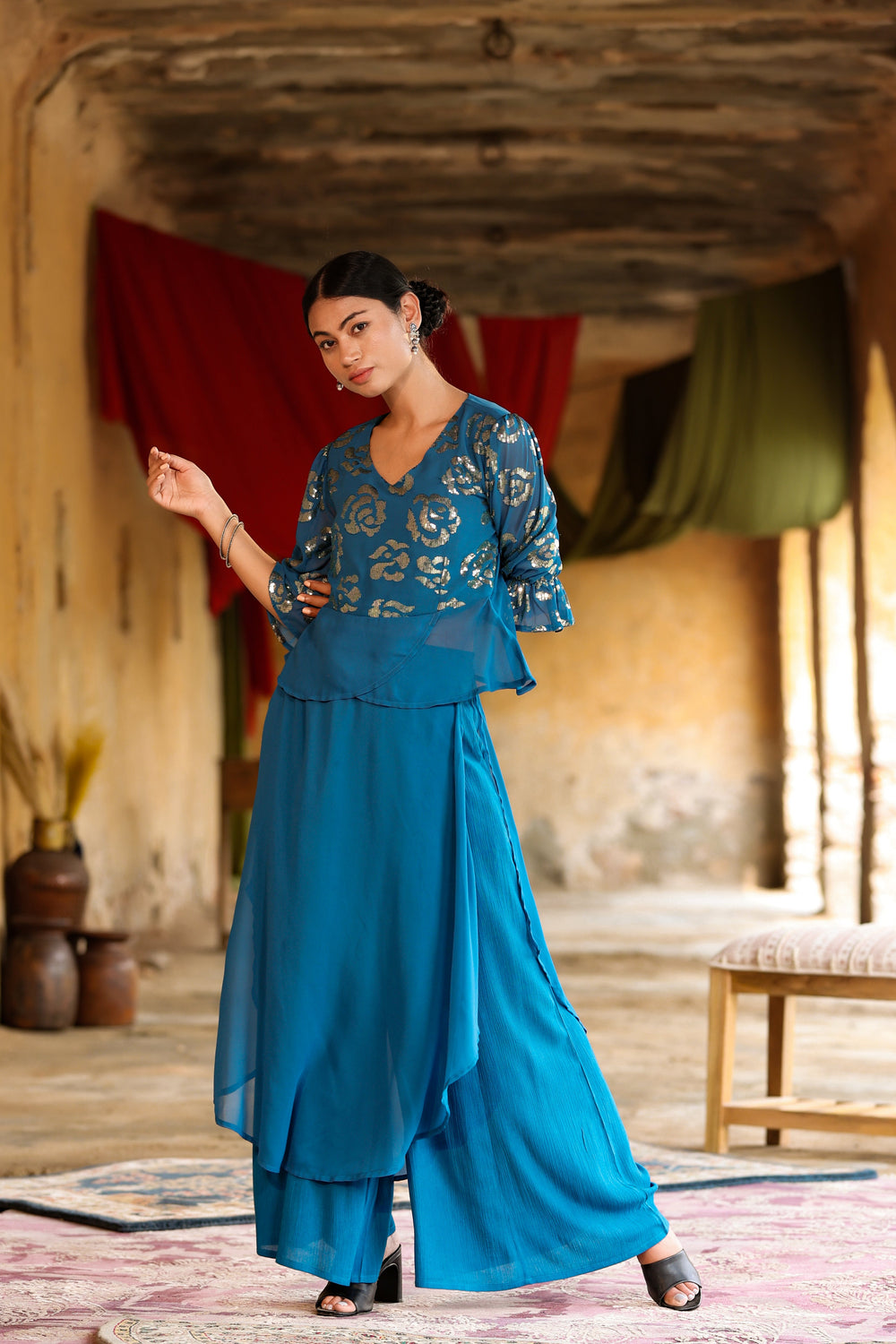 Juniper Women's Teal Georgette Solid Peplum Clothing Set