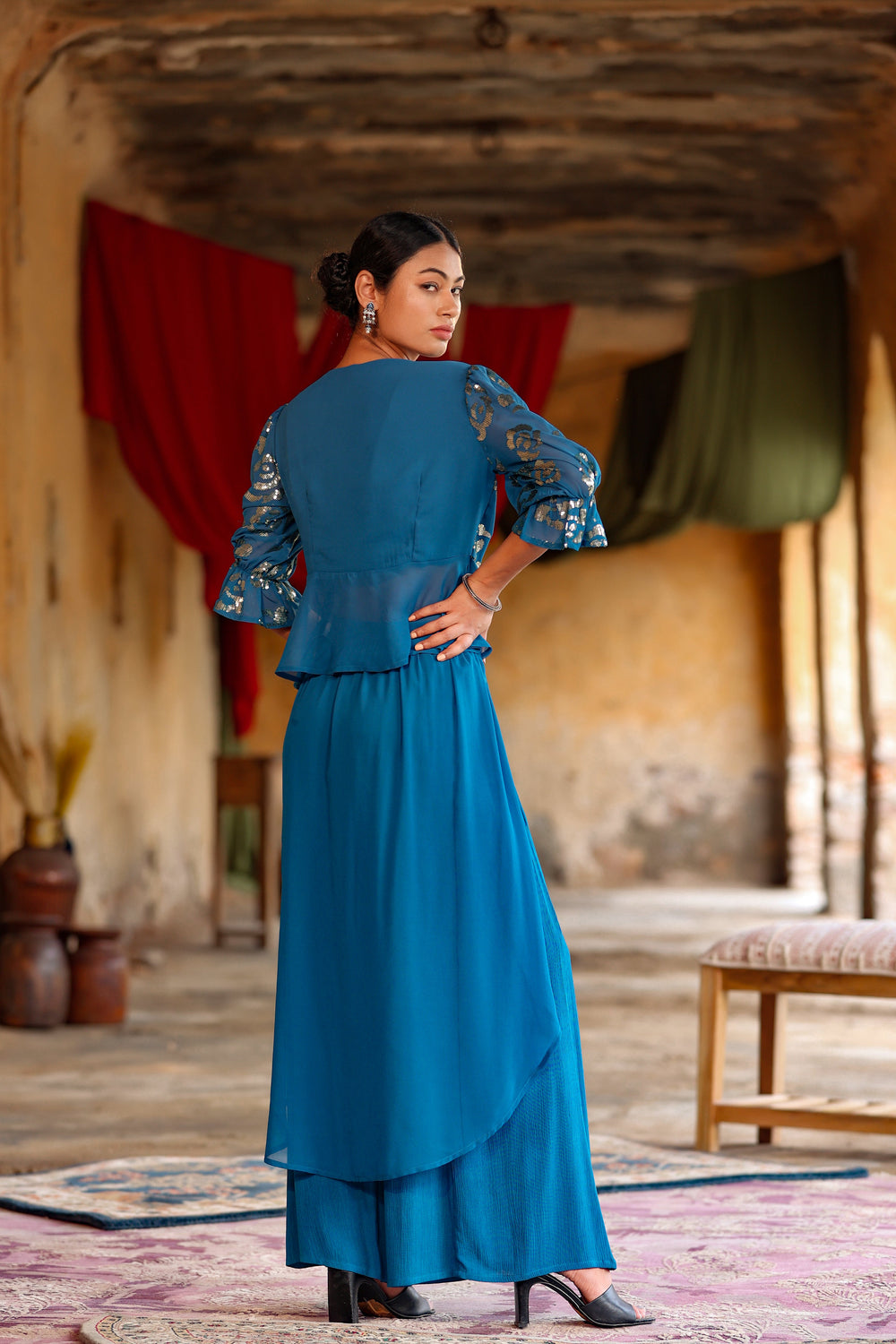 Juniper Women's Teal Georgette Solid Peplum Clothing Set
