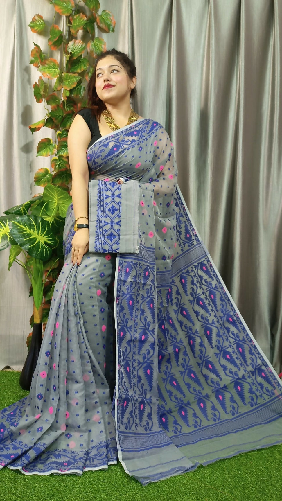 Exclusive Collection Grey Beautiful Jamdani Collection Saree