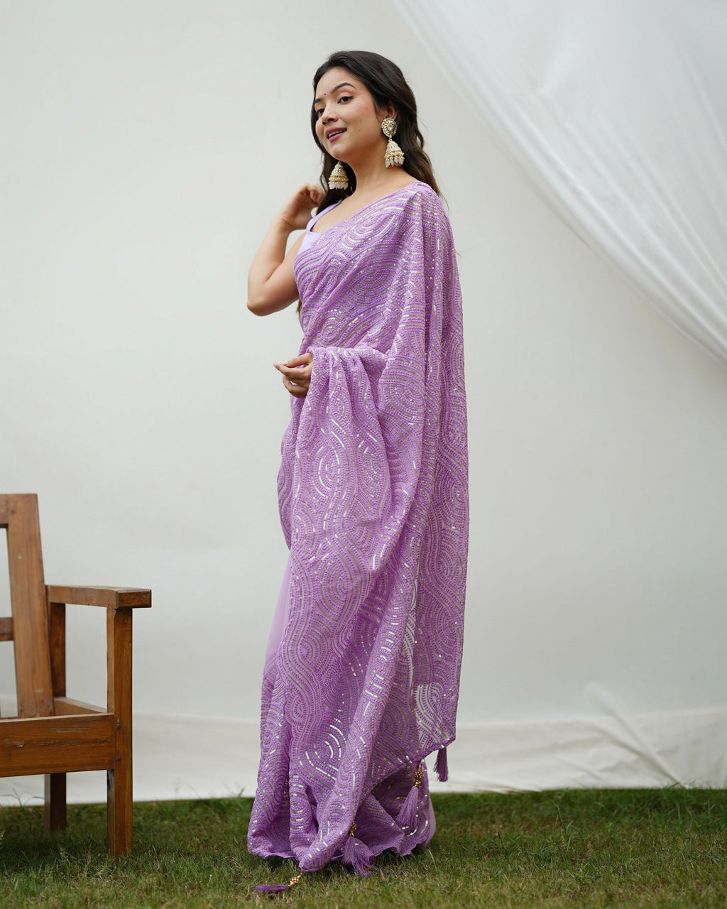 Vamsee Trending Sequins 1 Lavender Georgette Saree