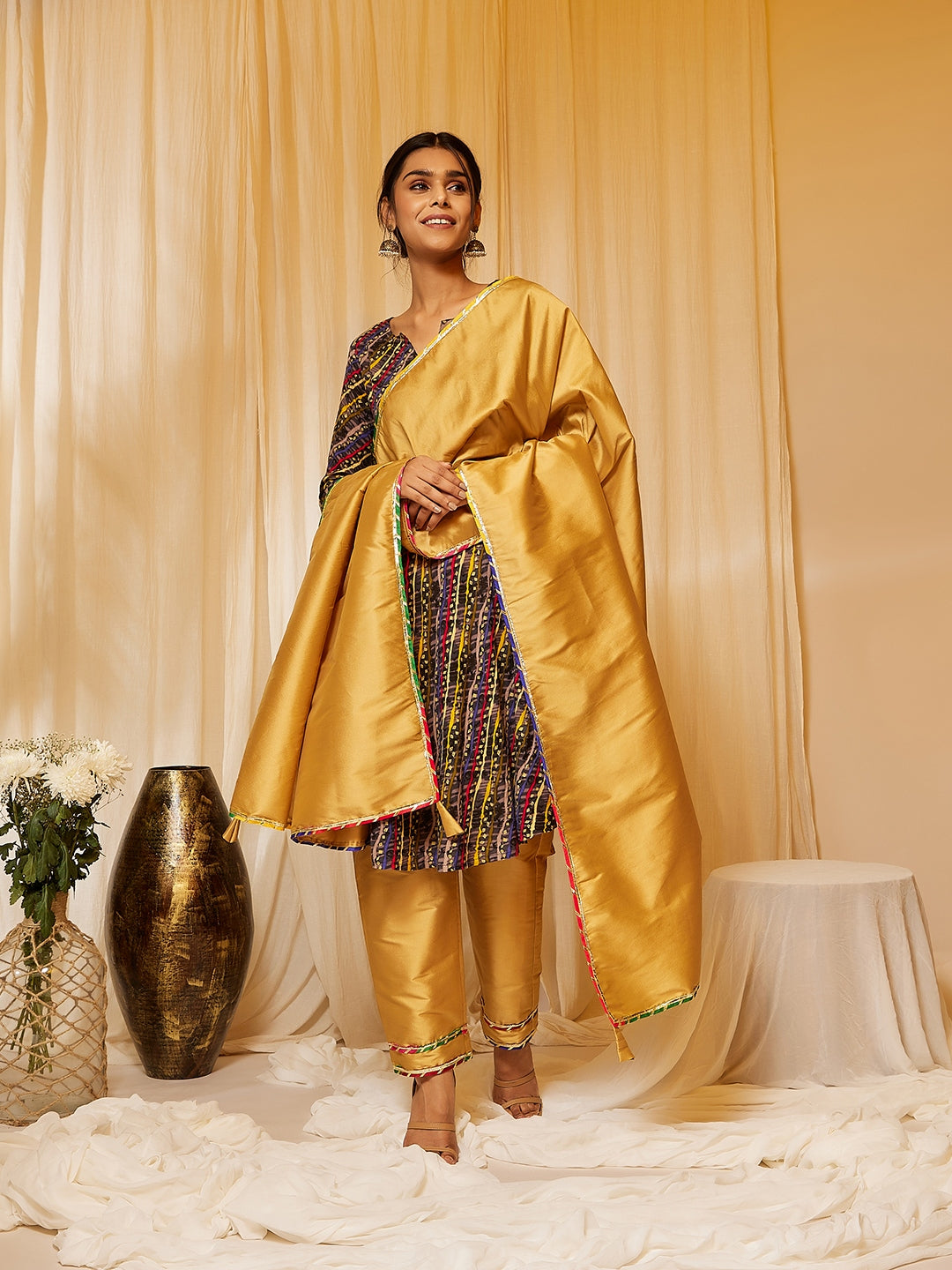 InWeave Charcoal Black Leheriya Silk Set