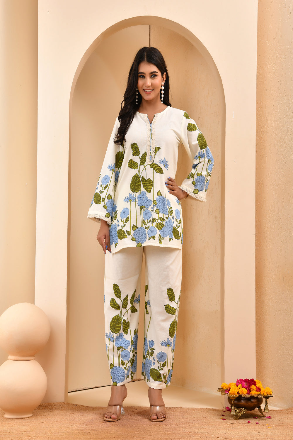 Vaasva Women White Placement Floral Printed Cord Set