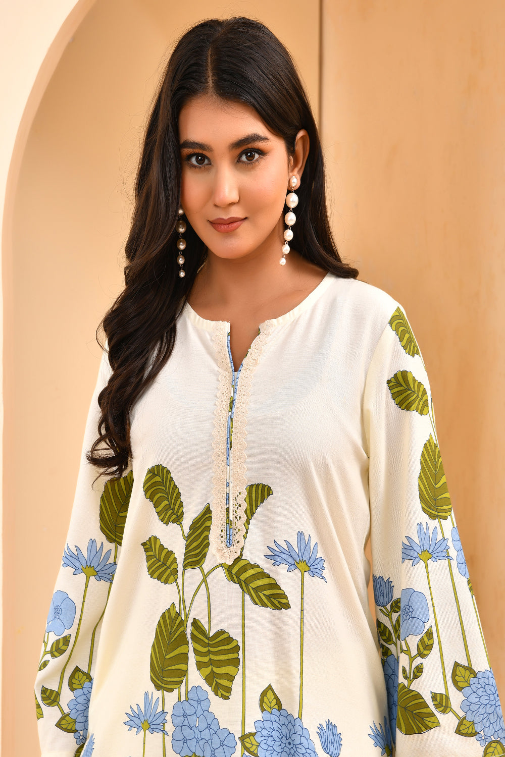 Vaasva Women White Placement Floral Printed Cord Set