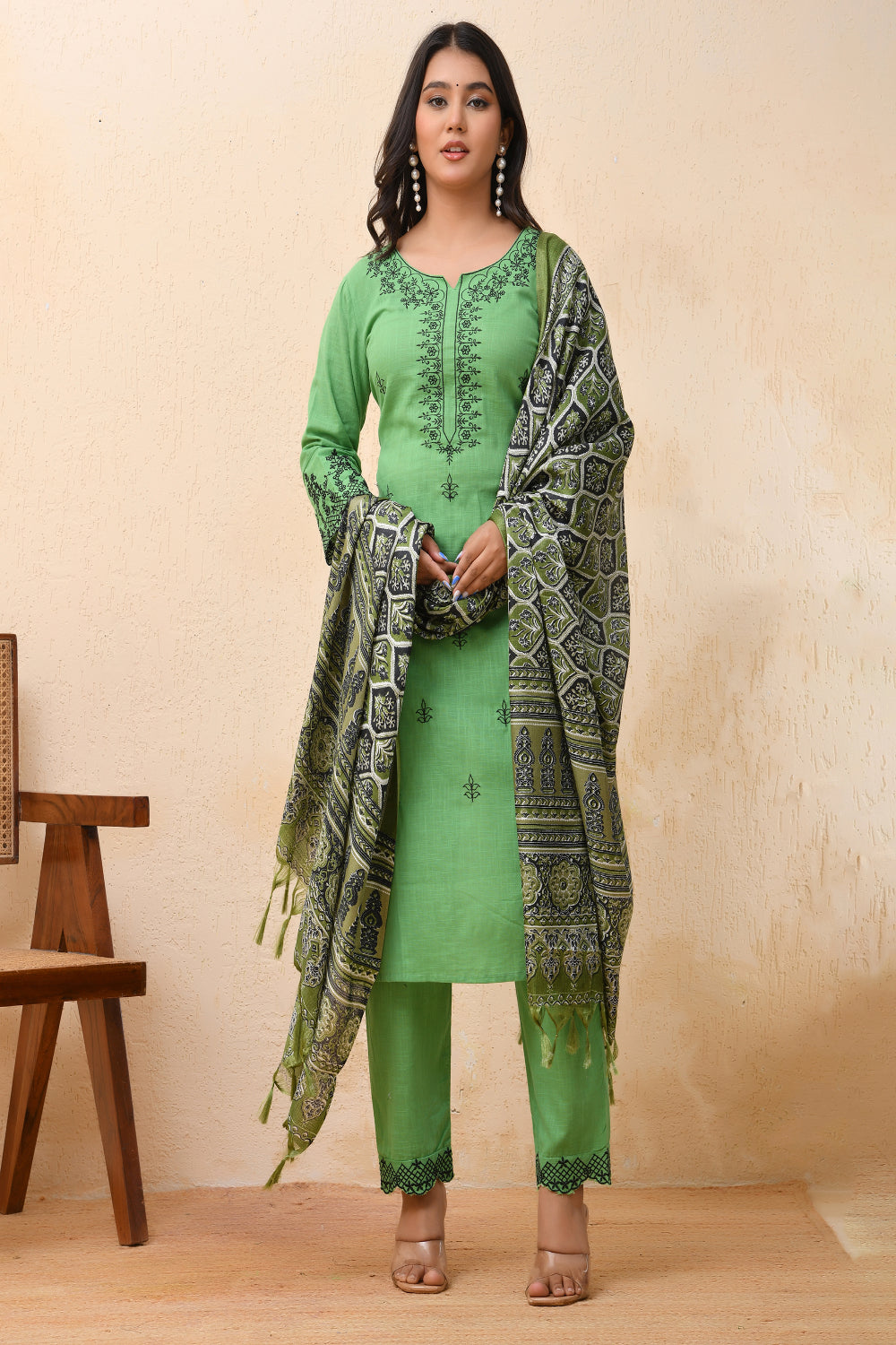 Vaasva Women Pista Embroidered Kurta Set With Solid Pants & Printed Dupatta