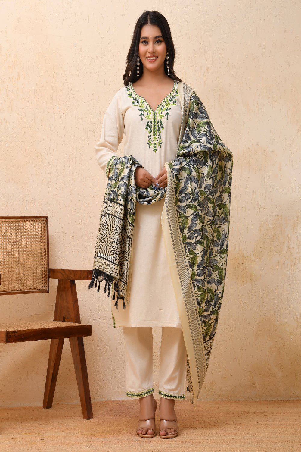 Vaasva Women Cream Embroidered Suit Set