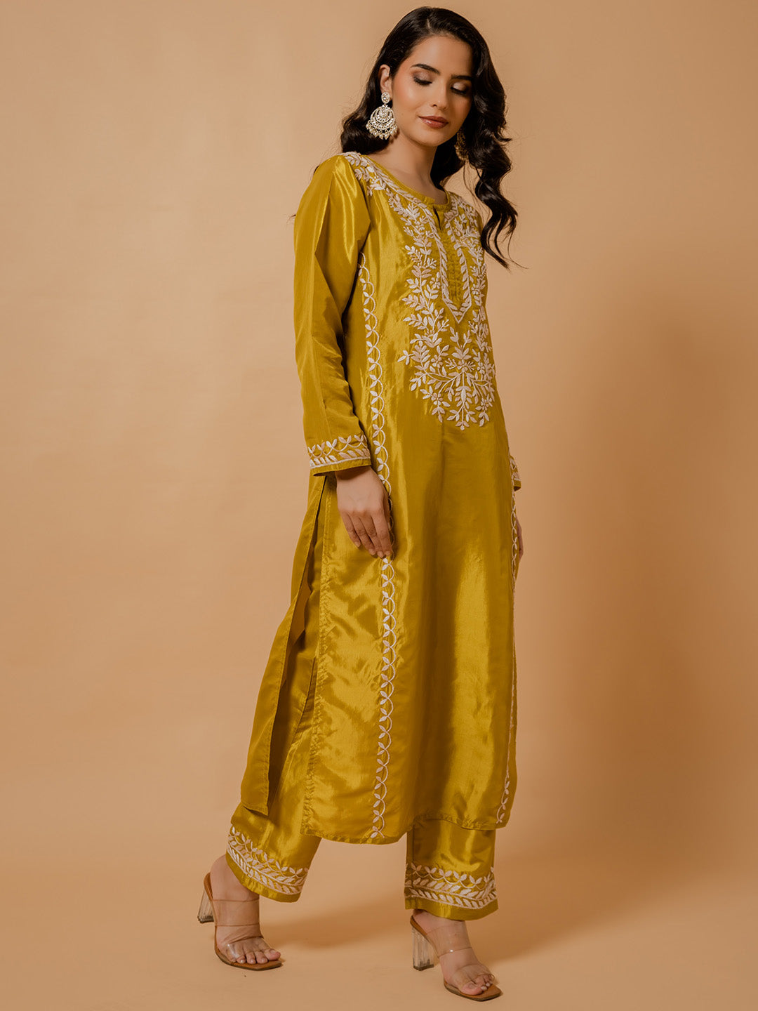 HOUSE OF KARI Floral Embroidered Silk Chikankari Kurta