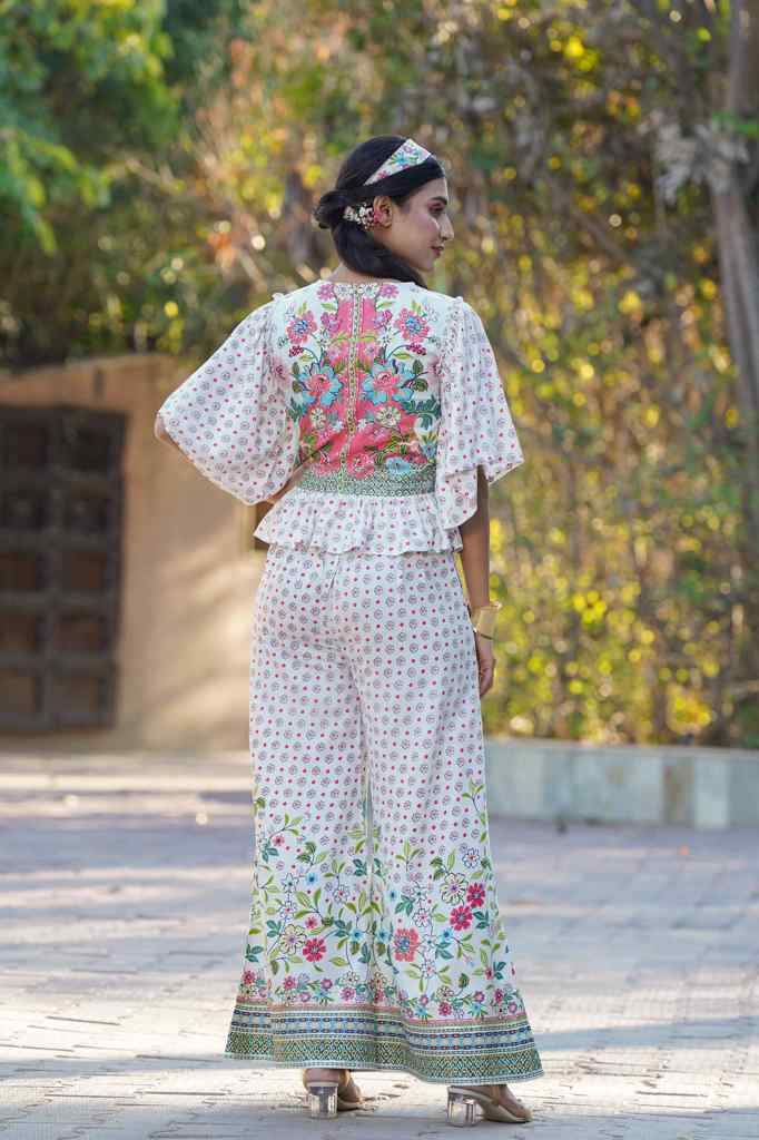 Juniper Women's White Floral Printed Rayon Peplum Co-Ord Set With Buttons