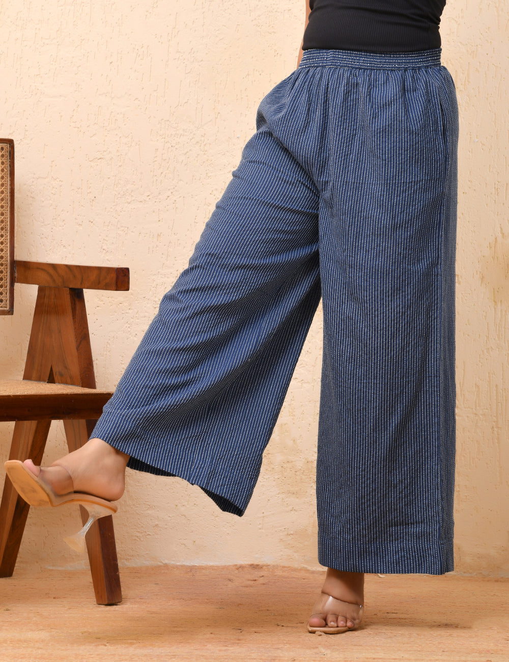 Vaasva Women Royal Blue Palazzo Pants