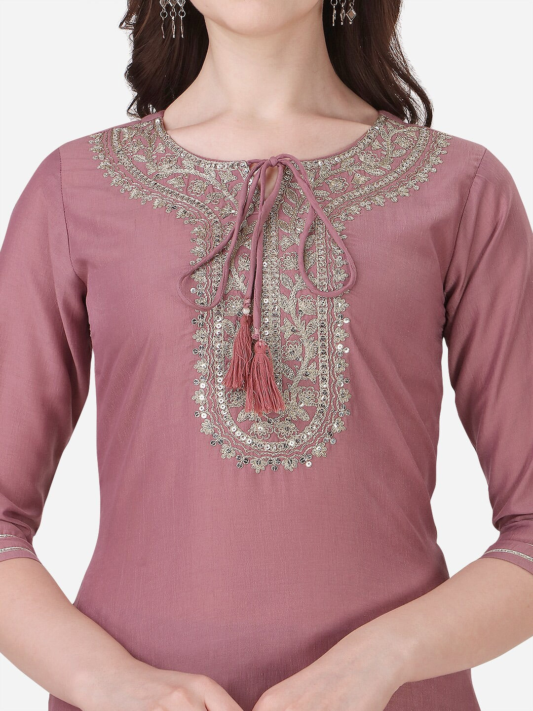 HERE&NOW Ethnic Motif Yoke Design Thread Work Kurta With Trousers
