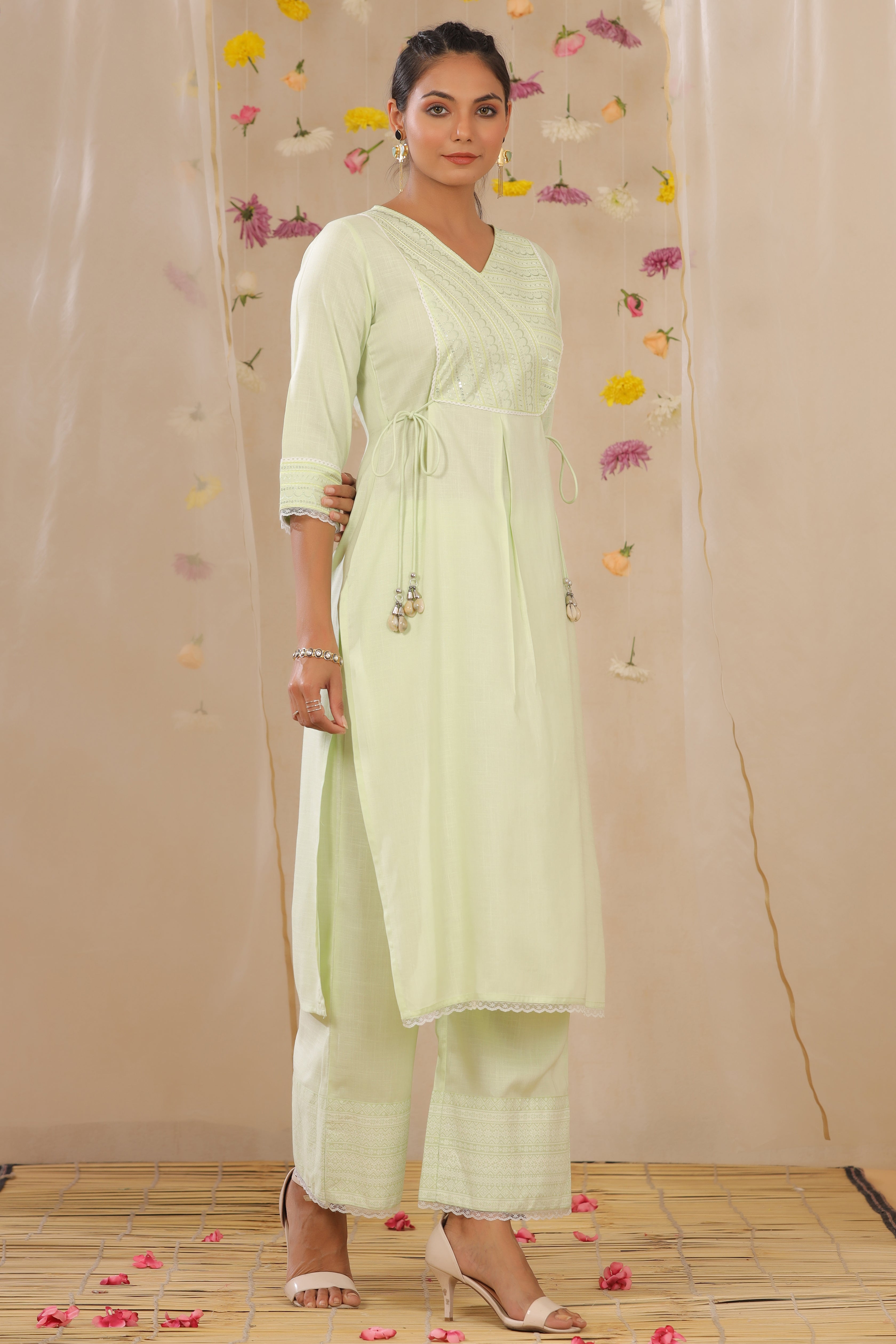 Juniper Women's Light Green Cotton Blend Printed Kurta Set