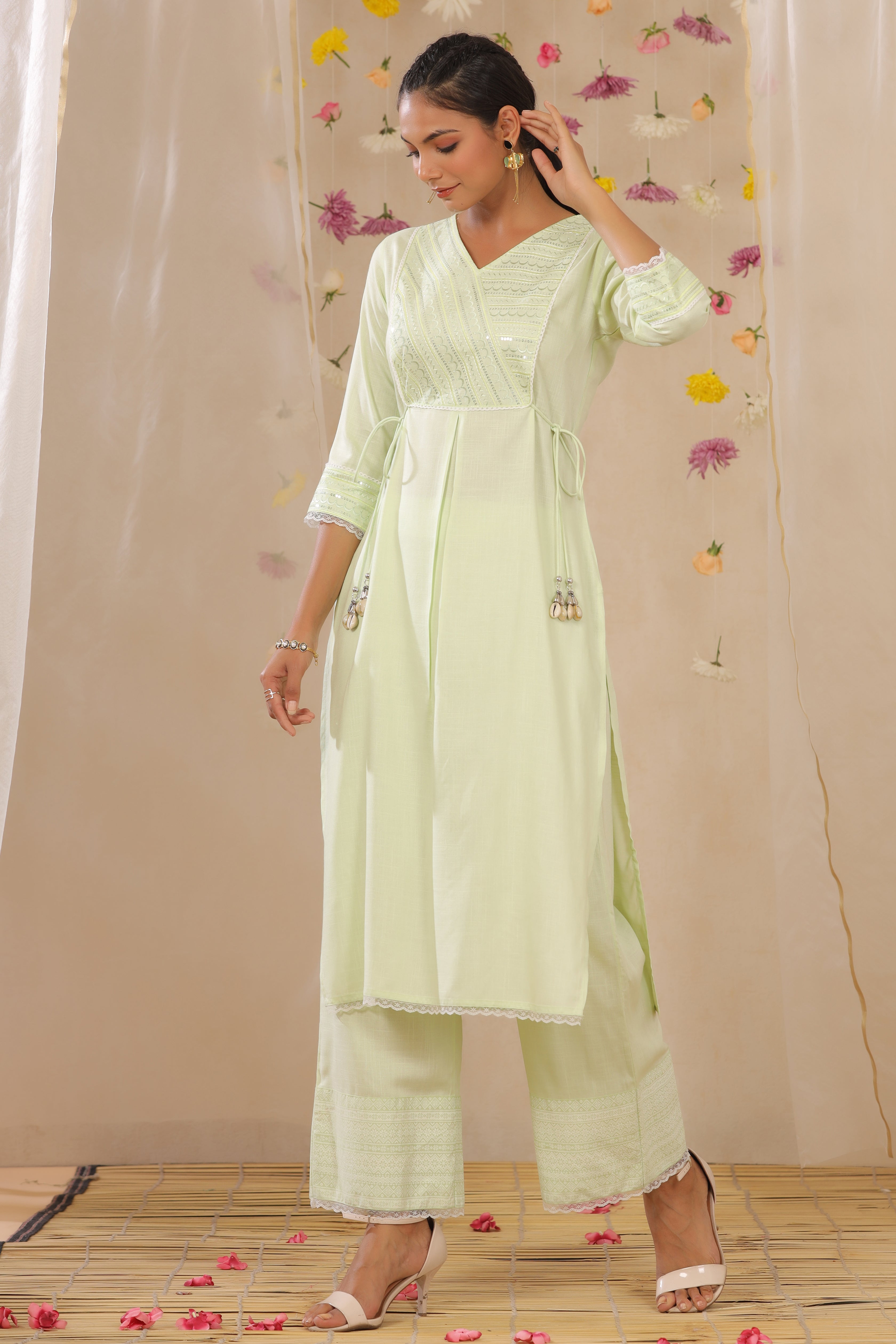 Juniper Women's Light Green Cotton Blend Printed Kurta Set
