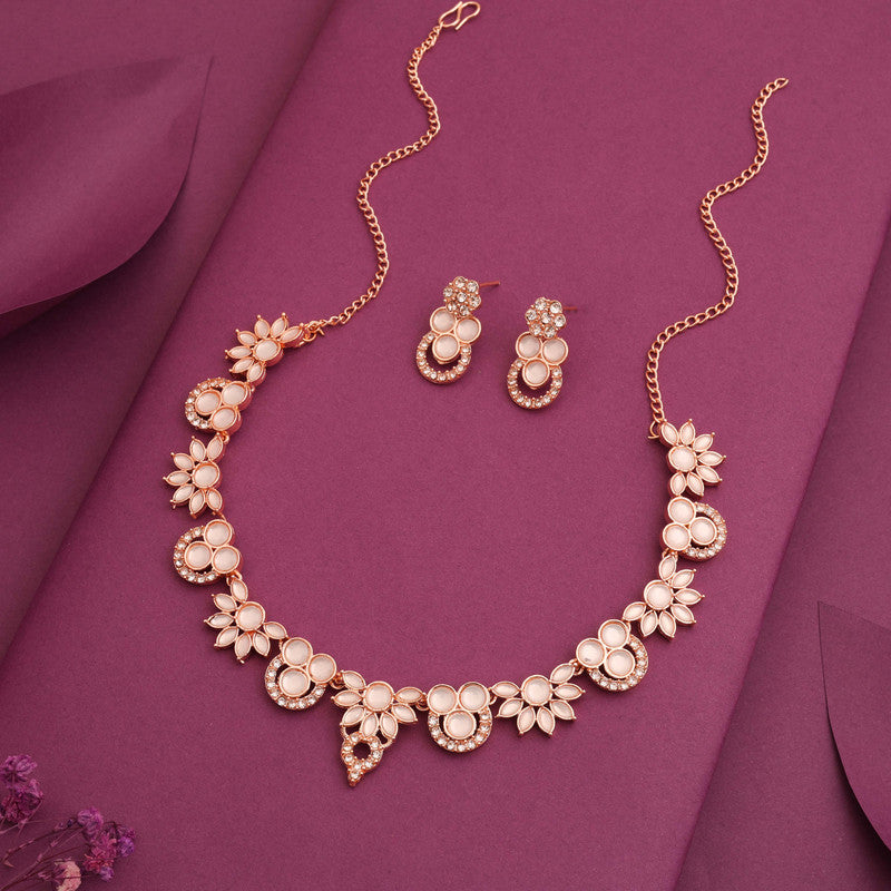 Tehzeeb Creations Gold Pleate White Choker Necklace With Stud