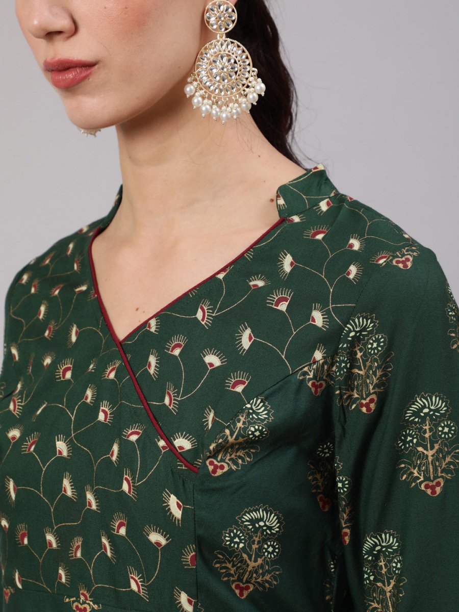 Aks Women Ethnic Motifs Printed Angrakha Kurta with Trousers