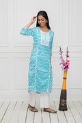 Myshka Blue Women Solid Cotton Straight Round Neck Kurtas