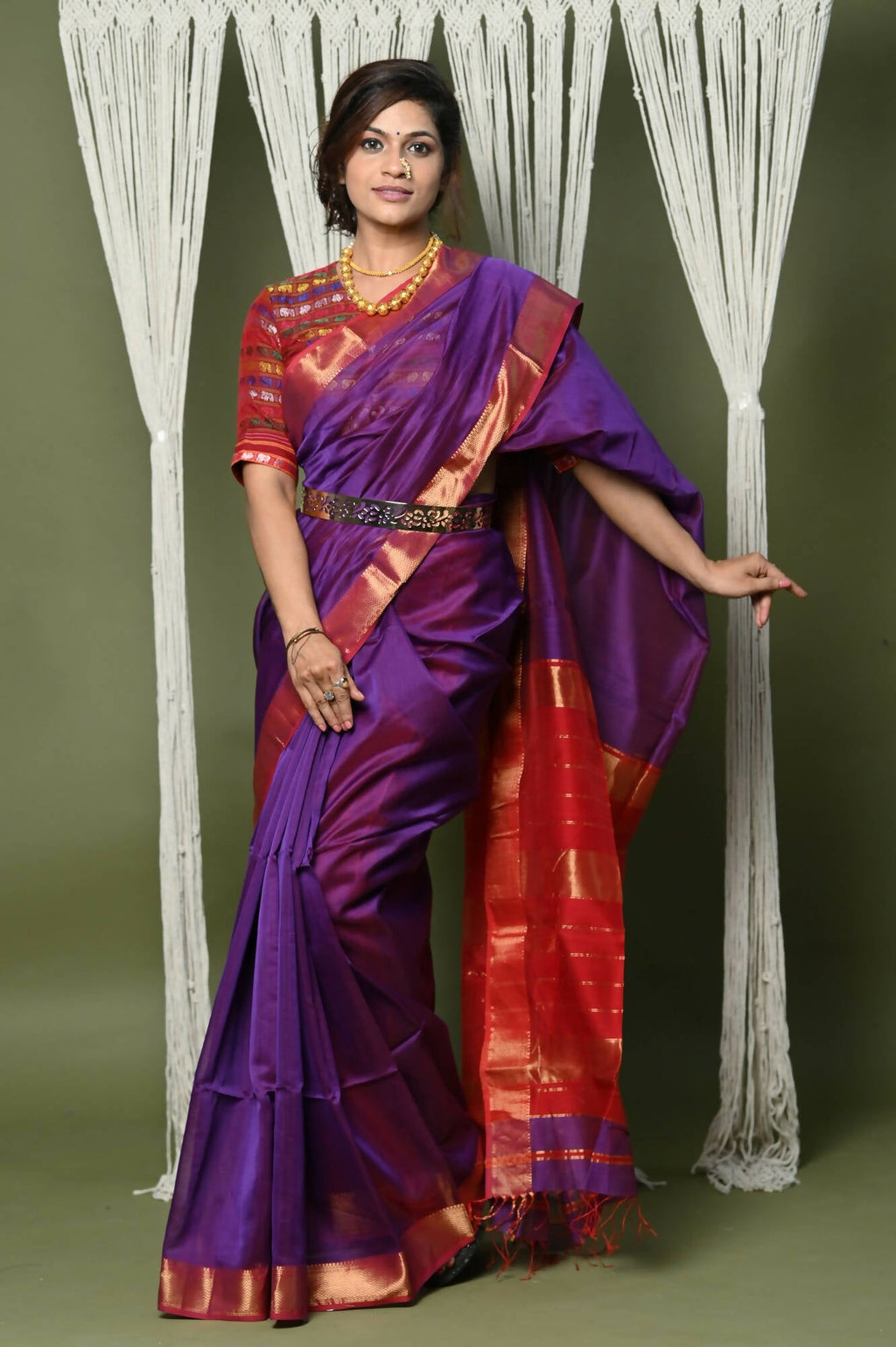 Very Much Indian Handloom Cotton Silk Maheshwari Saree With Sleek Golden Border - Purple