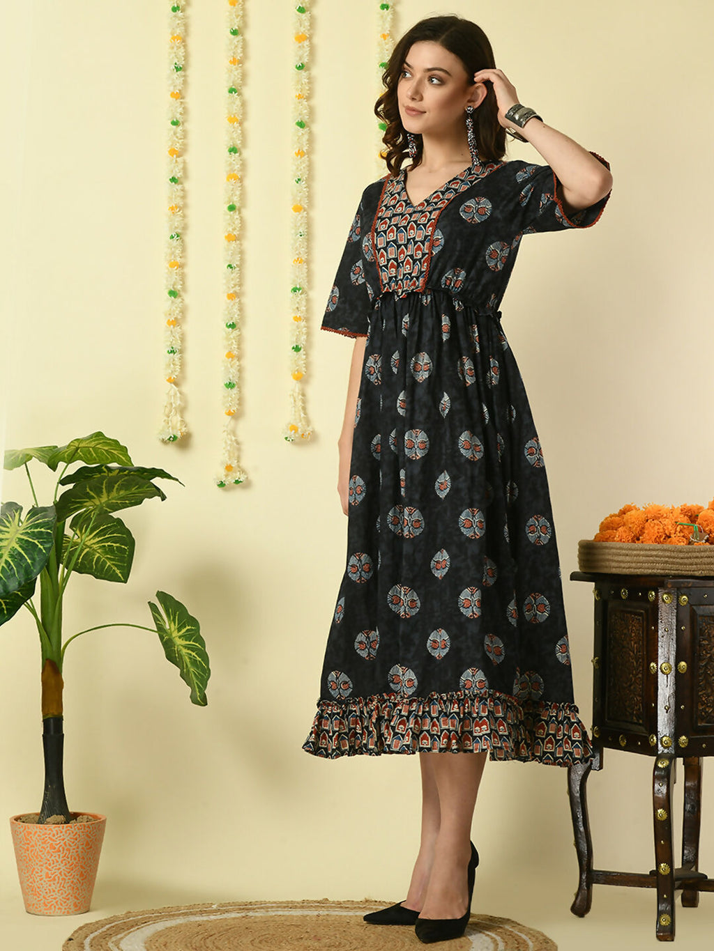 Myshka Women's Black Printed Cotton Party Dress
