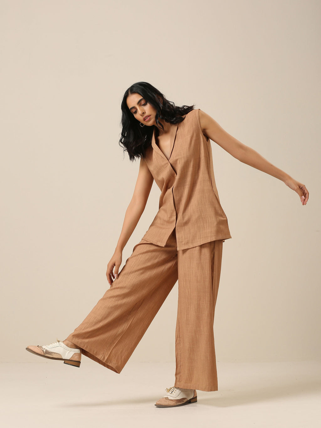 trueBrowns Beige Slub Texture Sleevesless Jacket Pant Set