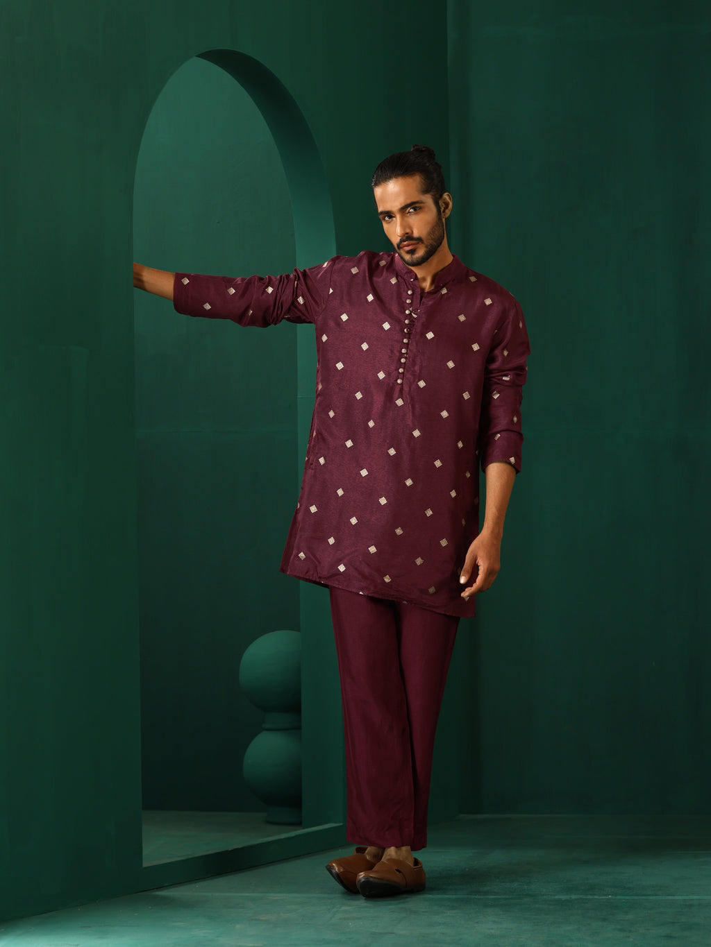 trueBrowns Men's Wine Diamond Viscose Silk Co-ord Set