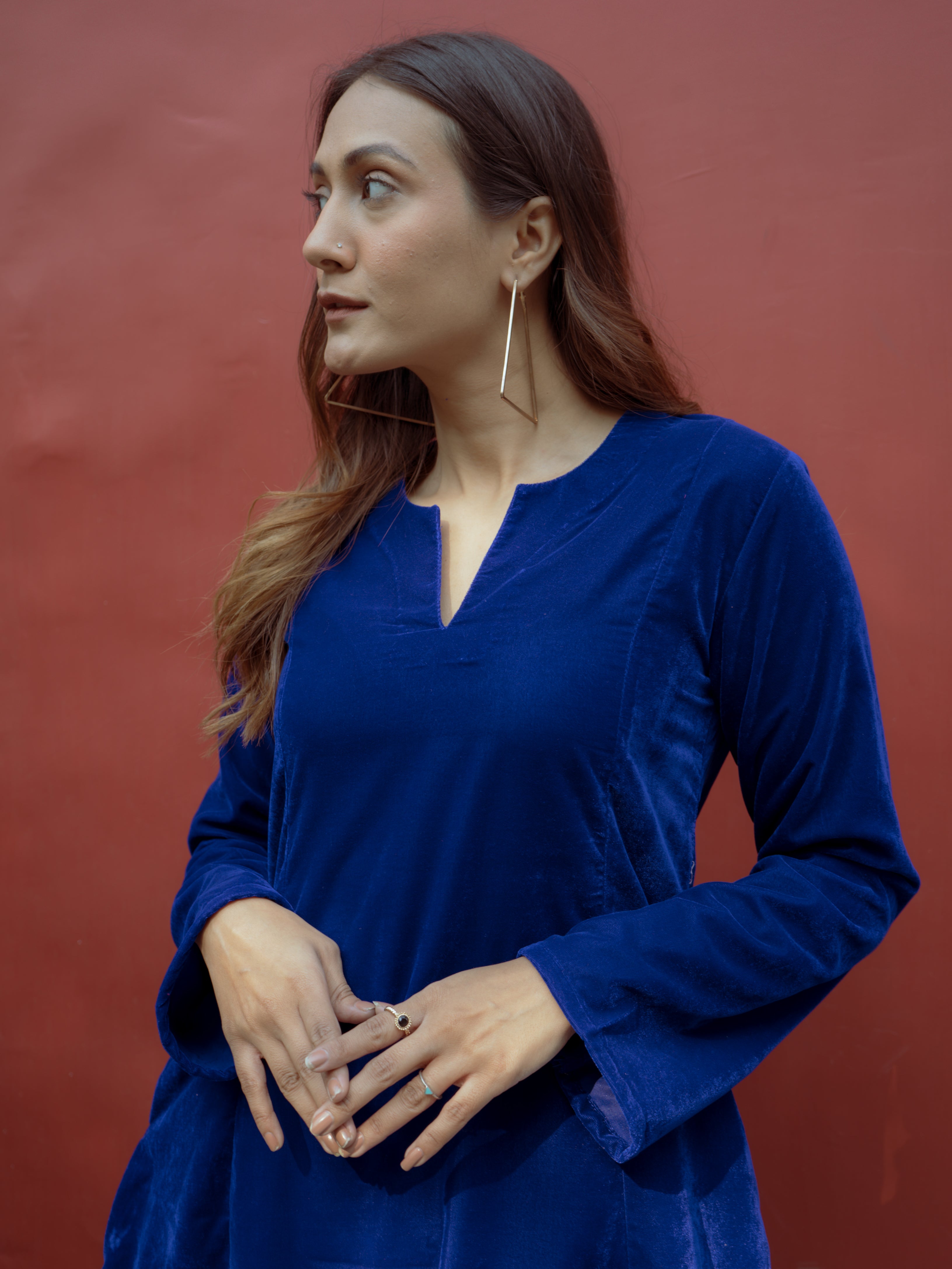 trueBrowns Blue Solid Velvet Co-Ord Set