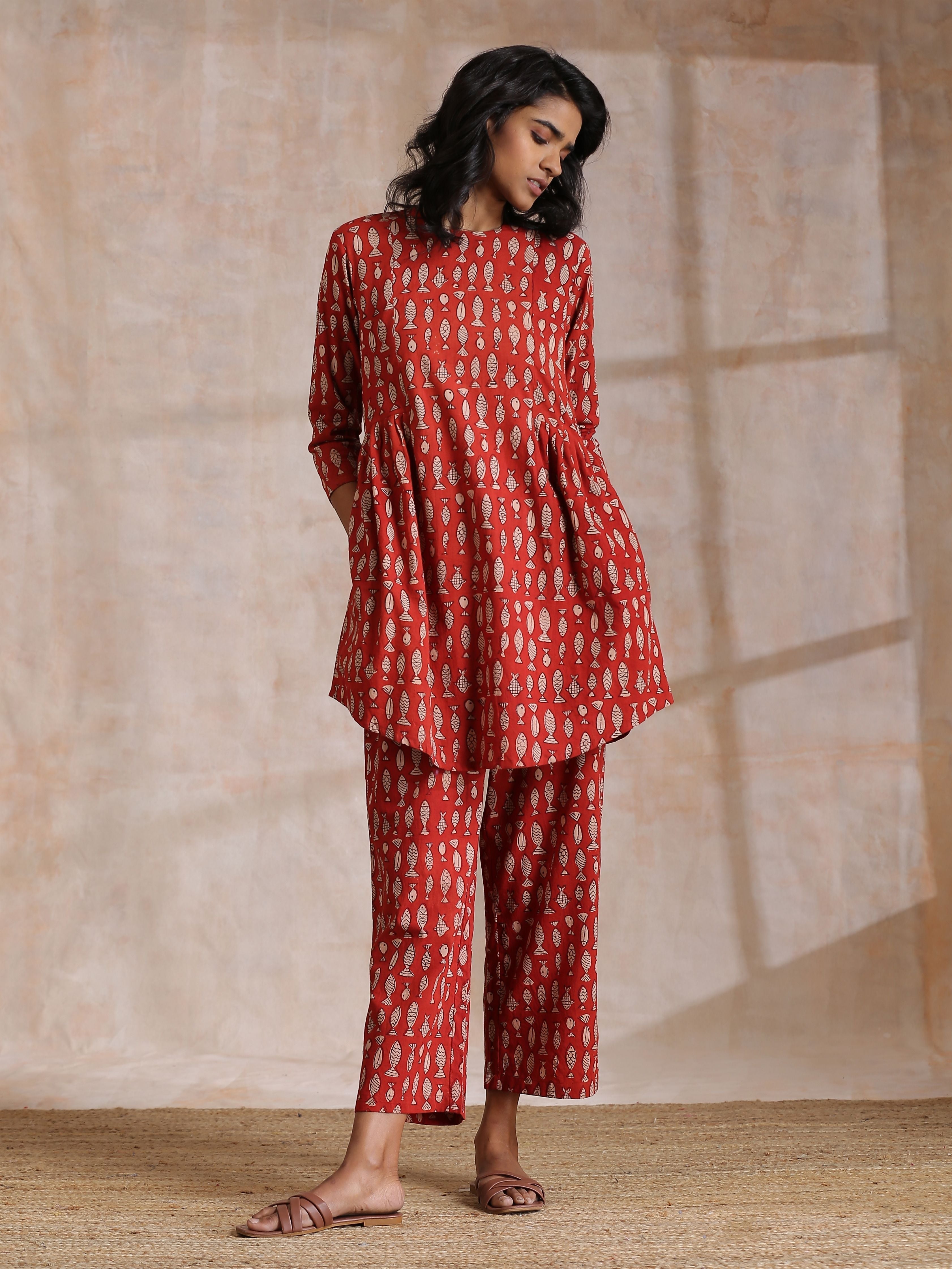 trueBrowns Rust Red Bagru Fish Print Cotton Gathers Co-Ord Set