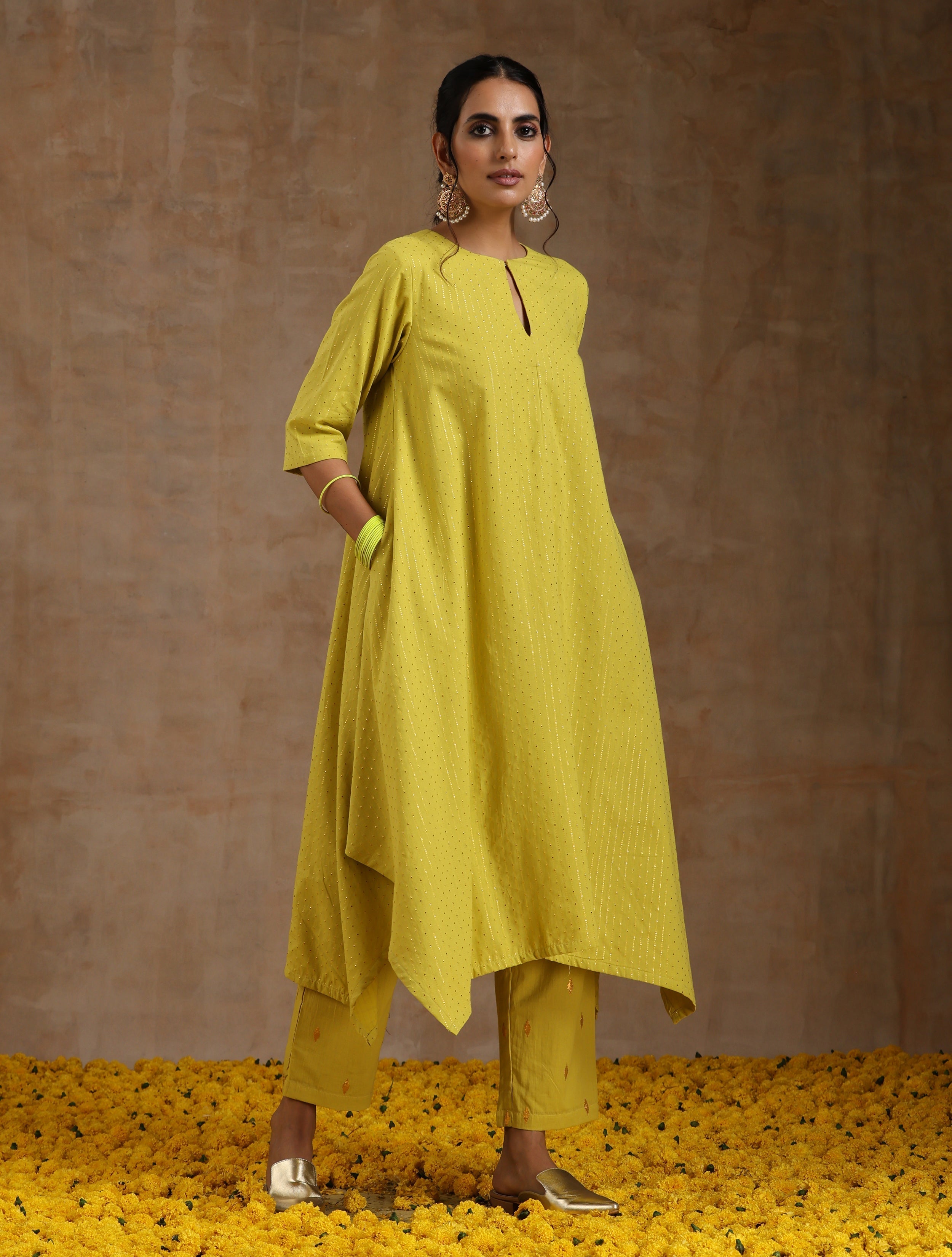 trueBrowns Lime Gold Cotton Handkerchief Kurta Set