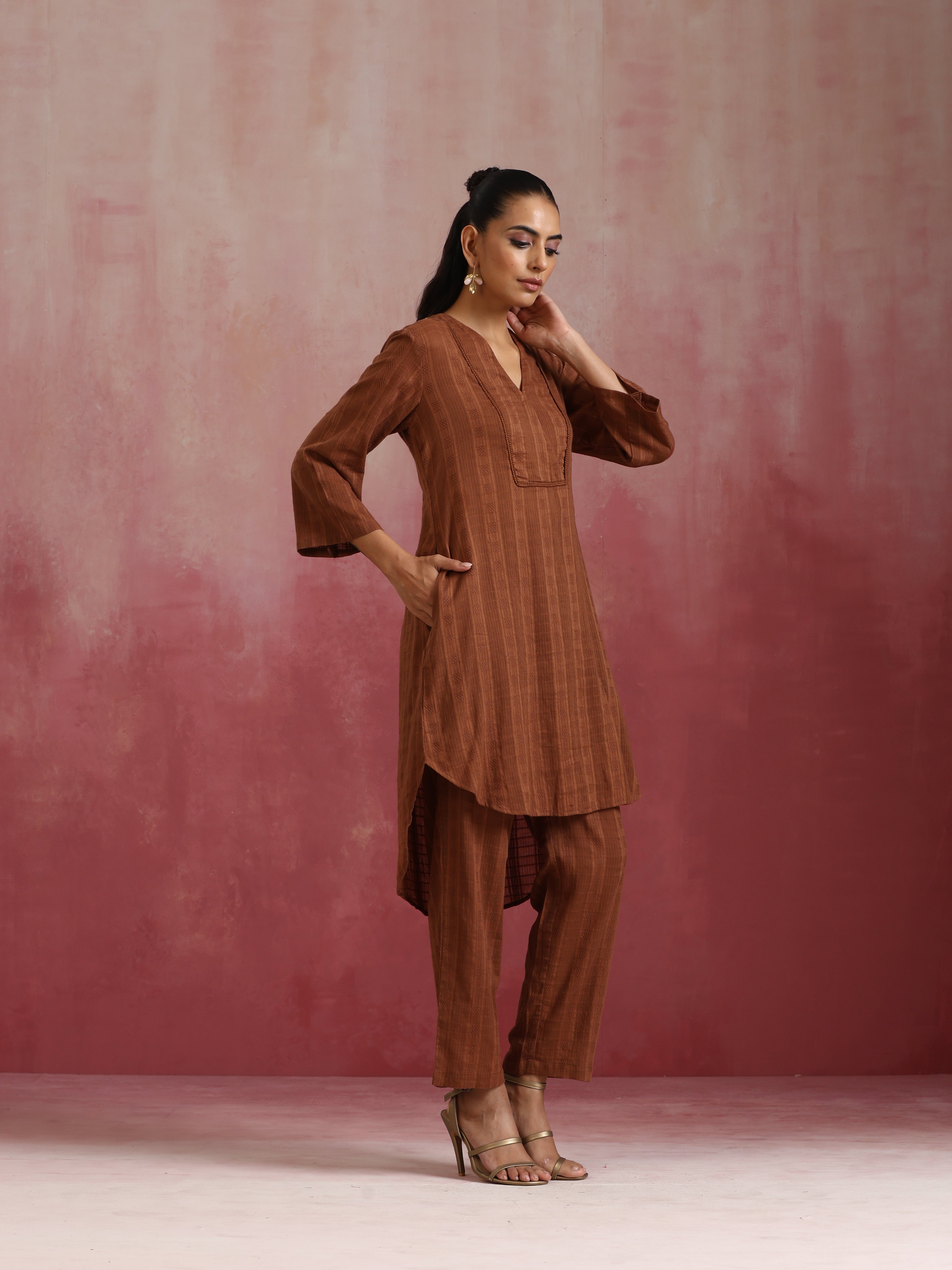 trueBrowns Brown Cotton Dobby Kurta Co-ord set