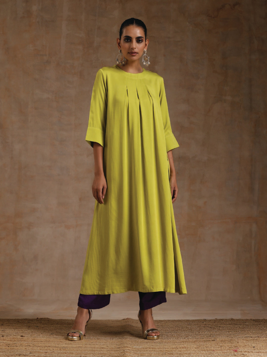trueBrowns Lime Modal Satin Neck Pleat Kurta Set