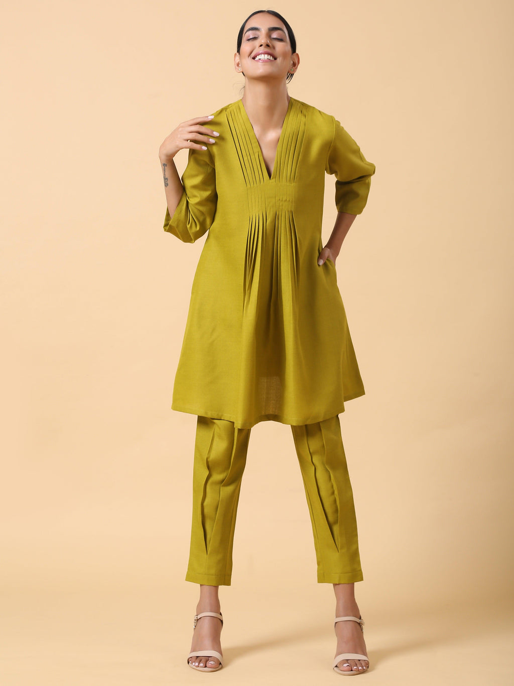 trueBrowns Cotton Linen Lime Green Pleated Co-Ord Set