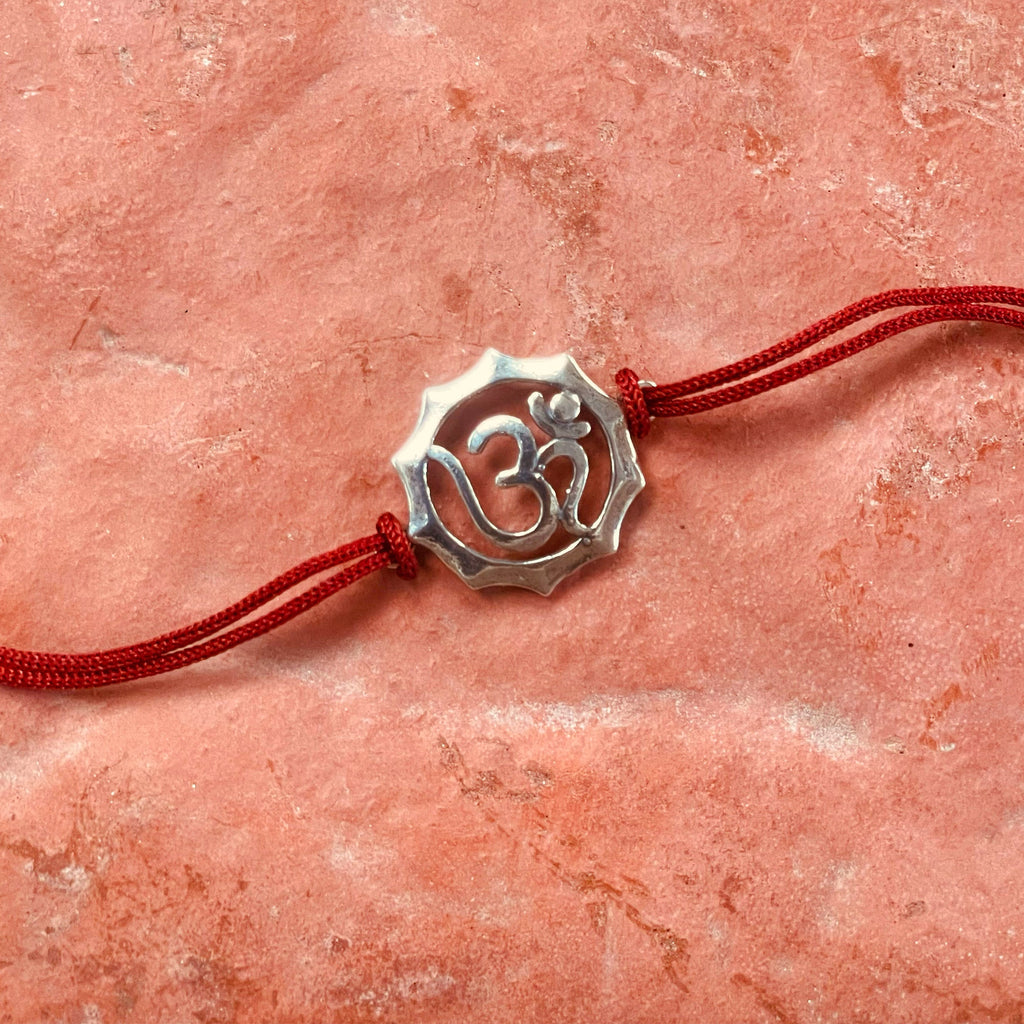 trueBrowns 925 Sterling Silver Embossed Om Thread Rakhi