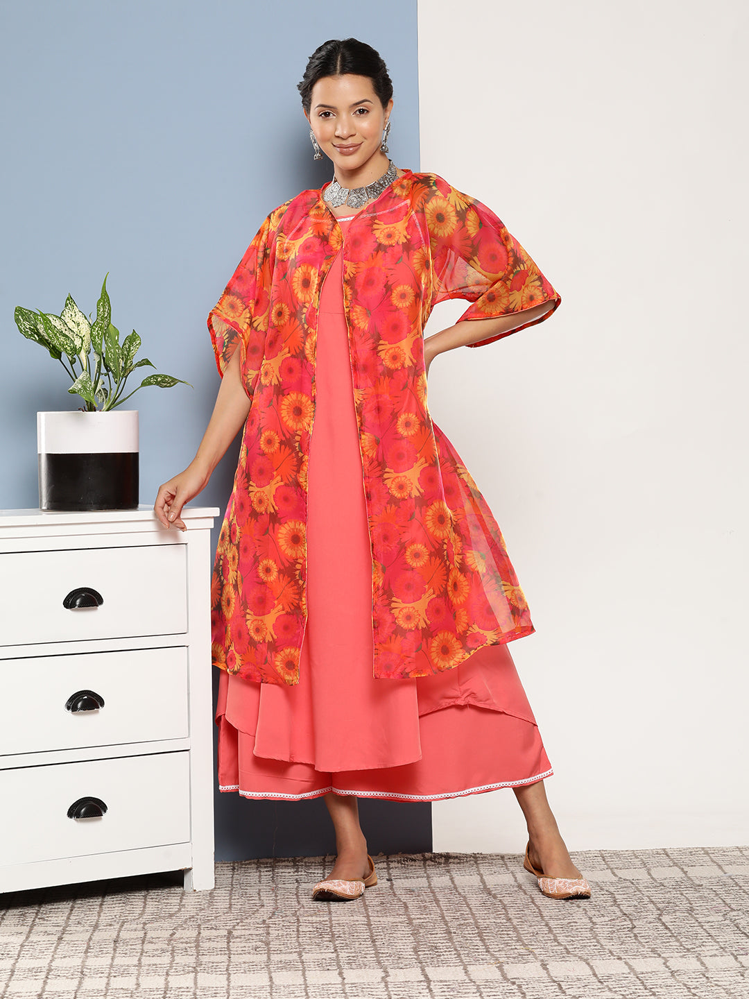 InWeave Women's Peach Cr Strappy Set With Peach Yellow Floral Cape