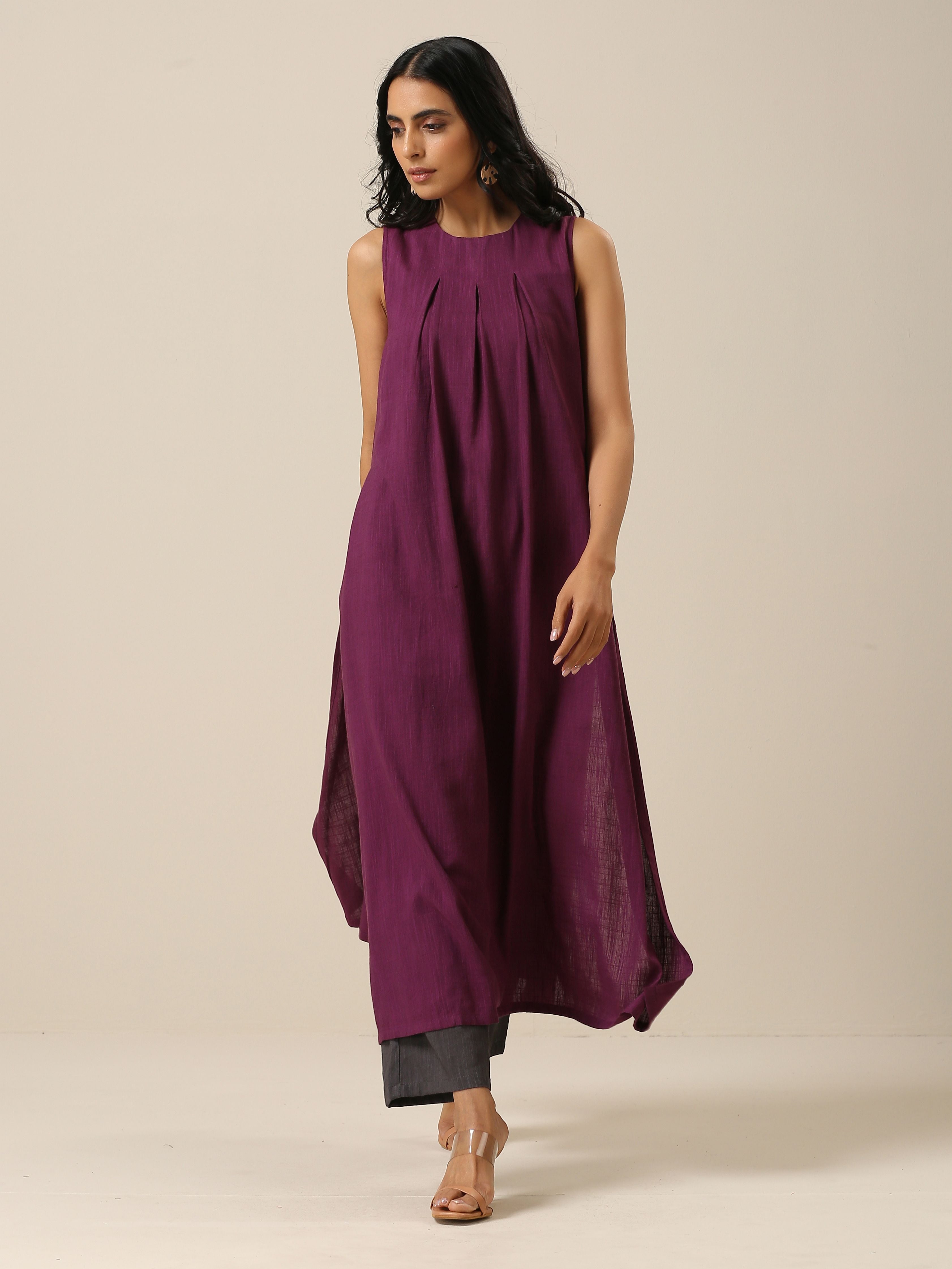 trueBrowns Plum Purple Slub Texture Sleeveless Kurta Pant Set