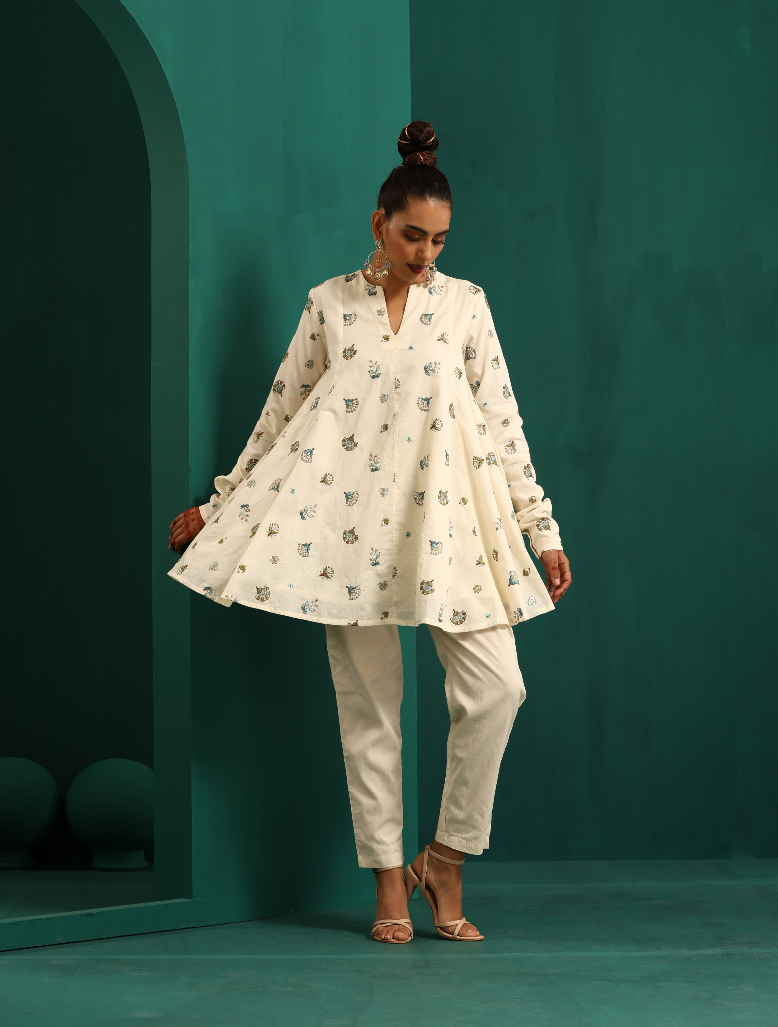 trueBrowns Ivory Blue Floral Cotton Flared Co-ord Set